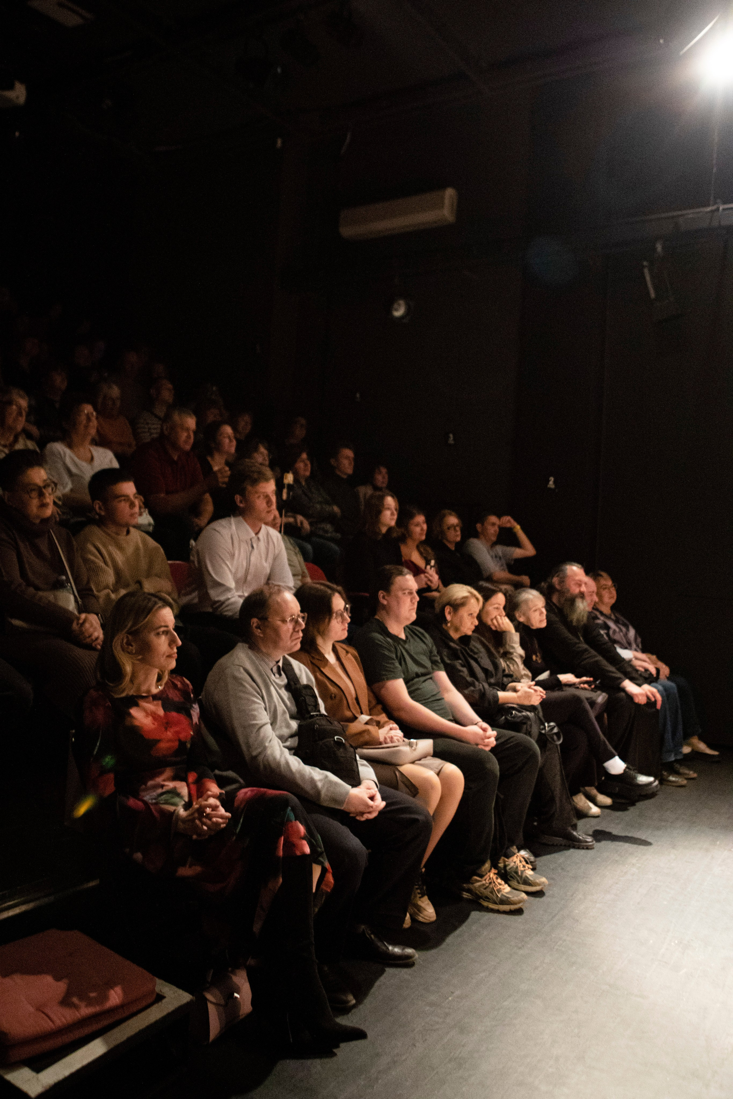 Елена Фролова. Ольга Пилант. АРТ, бэкстейдж, свадебная и семейная фотография, городской портрет, интерьерная фотография