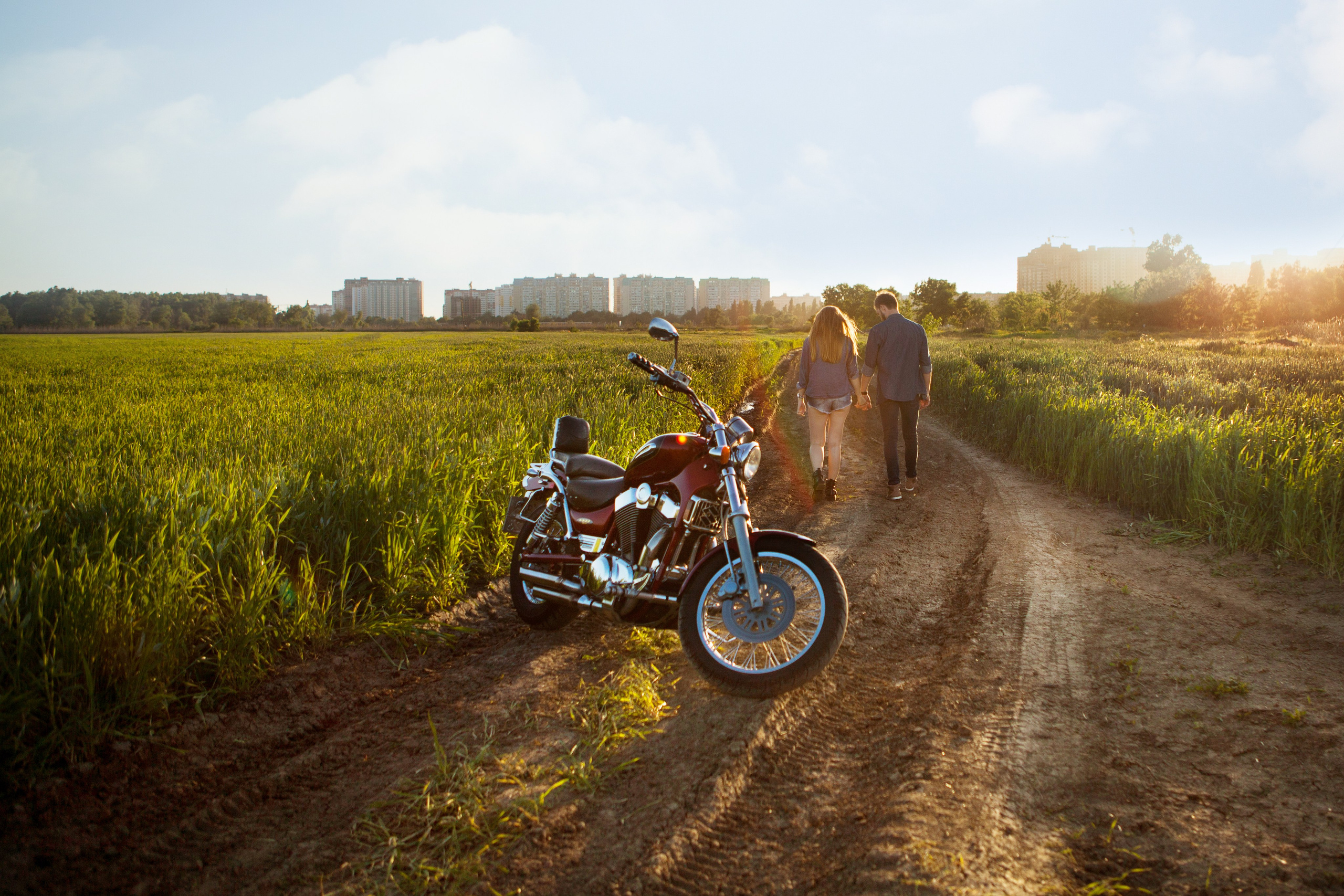 Сергей, Евгения и мотоцикл. Семейный и детский фотограф в Краснодаре Брусилова Марина