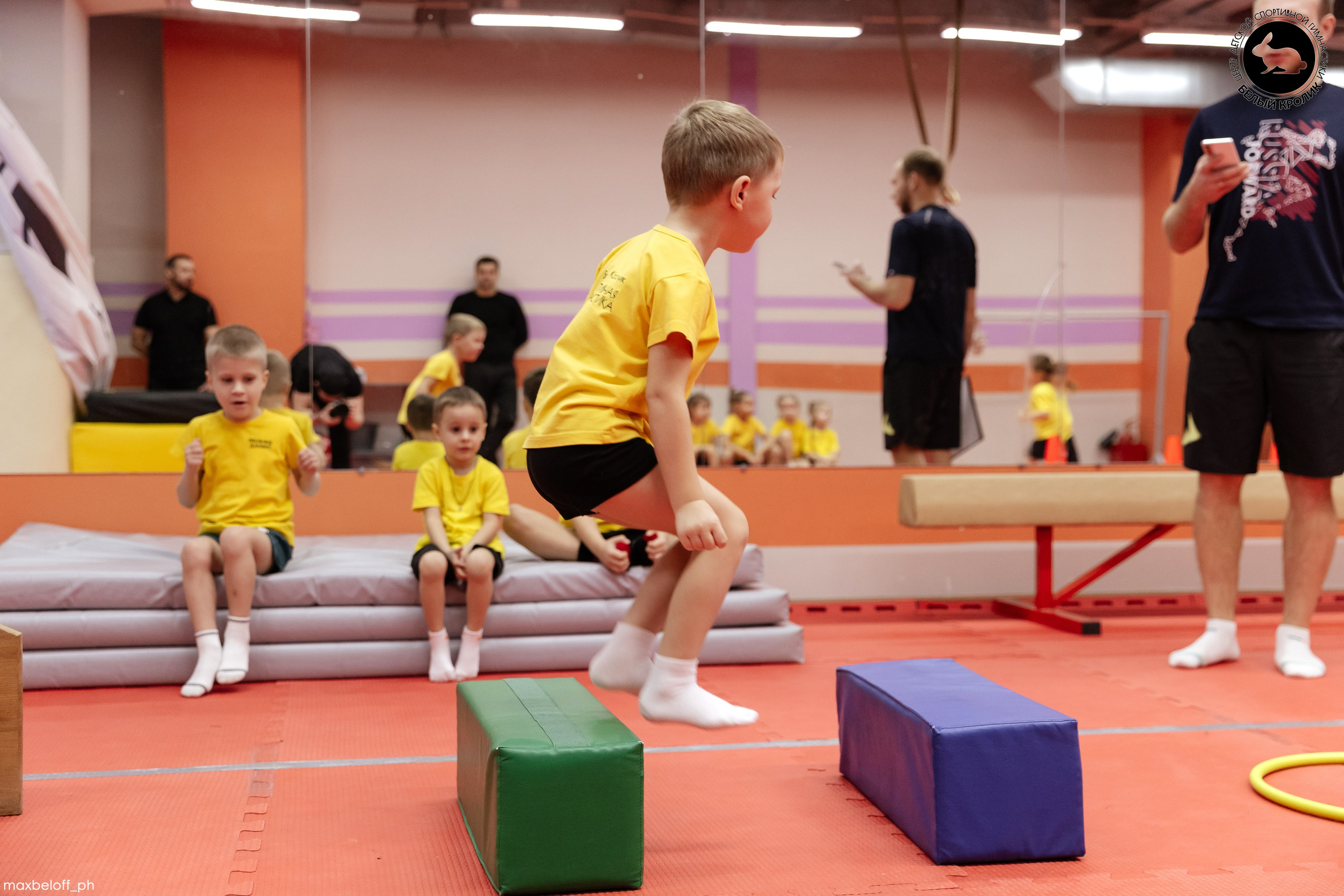 Белый кролик. Соревнования. Семейный фотограф — Макс Белогрудов