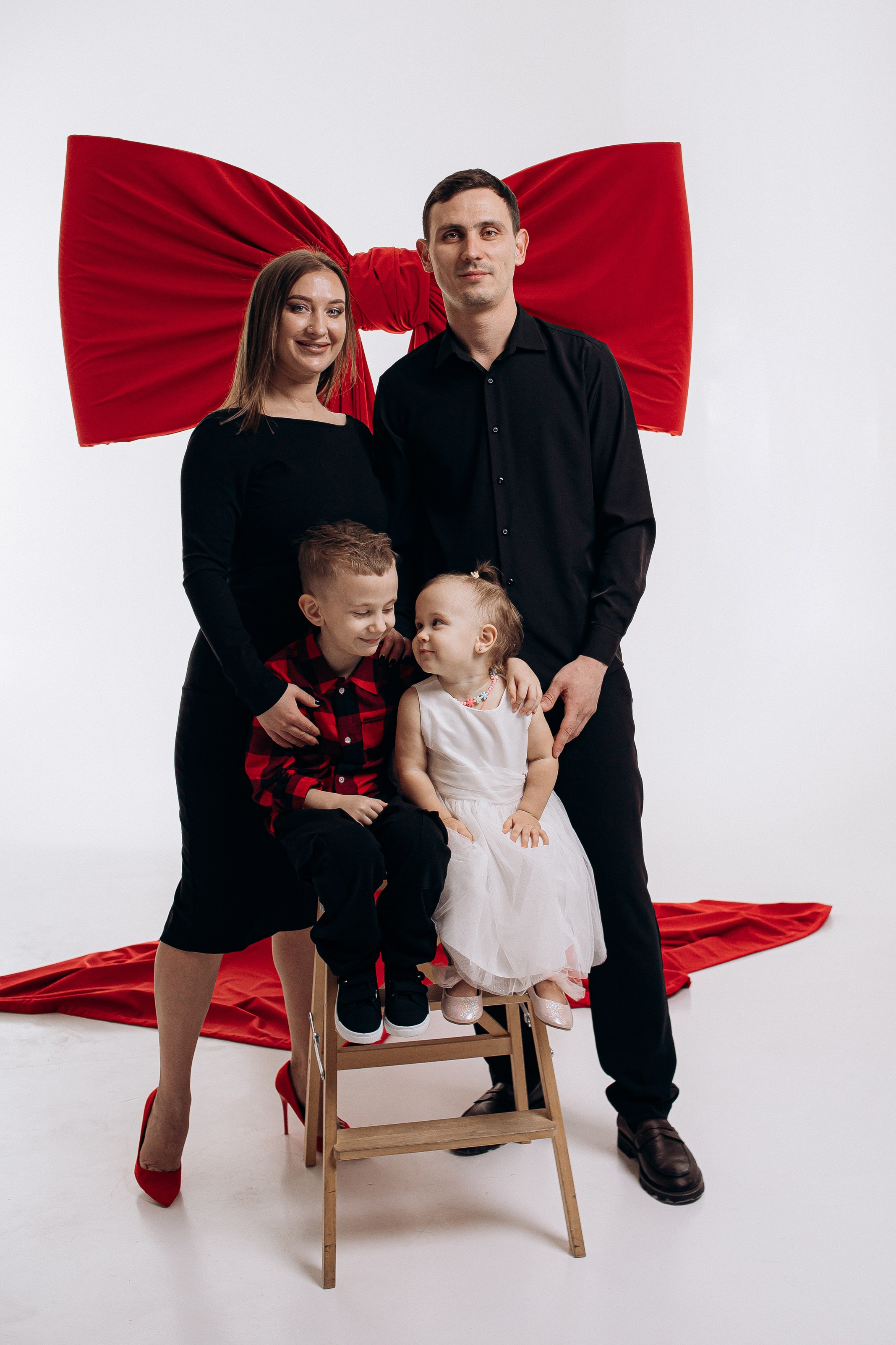 Леша Лена Захар и Саша. Семейный фотограф в Волгодонске Краченцева Анна