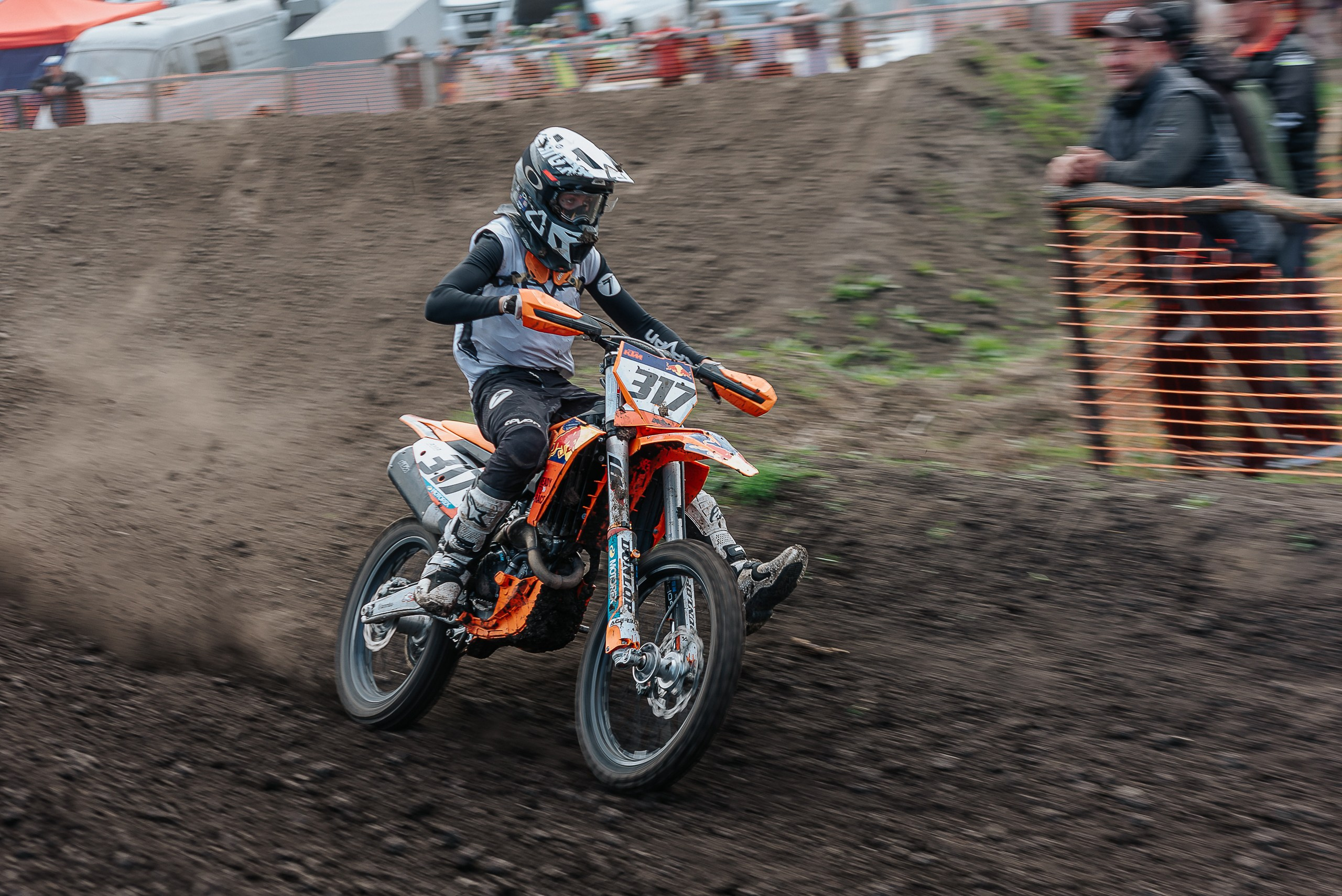 10.05.2024 — Чемпионат Кузбасса по мотокроссу. Репортажный фотограф в Кемерово