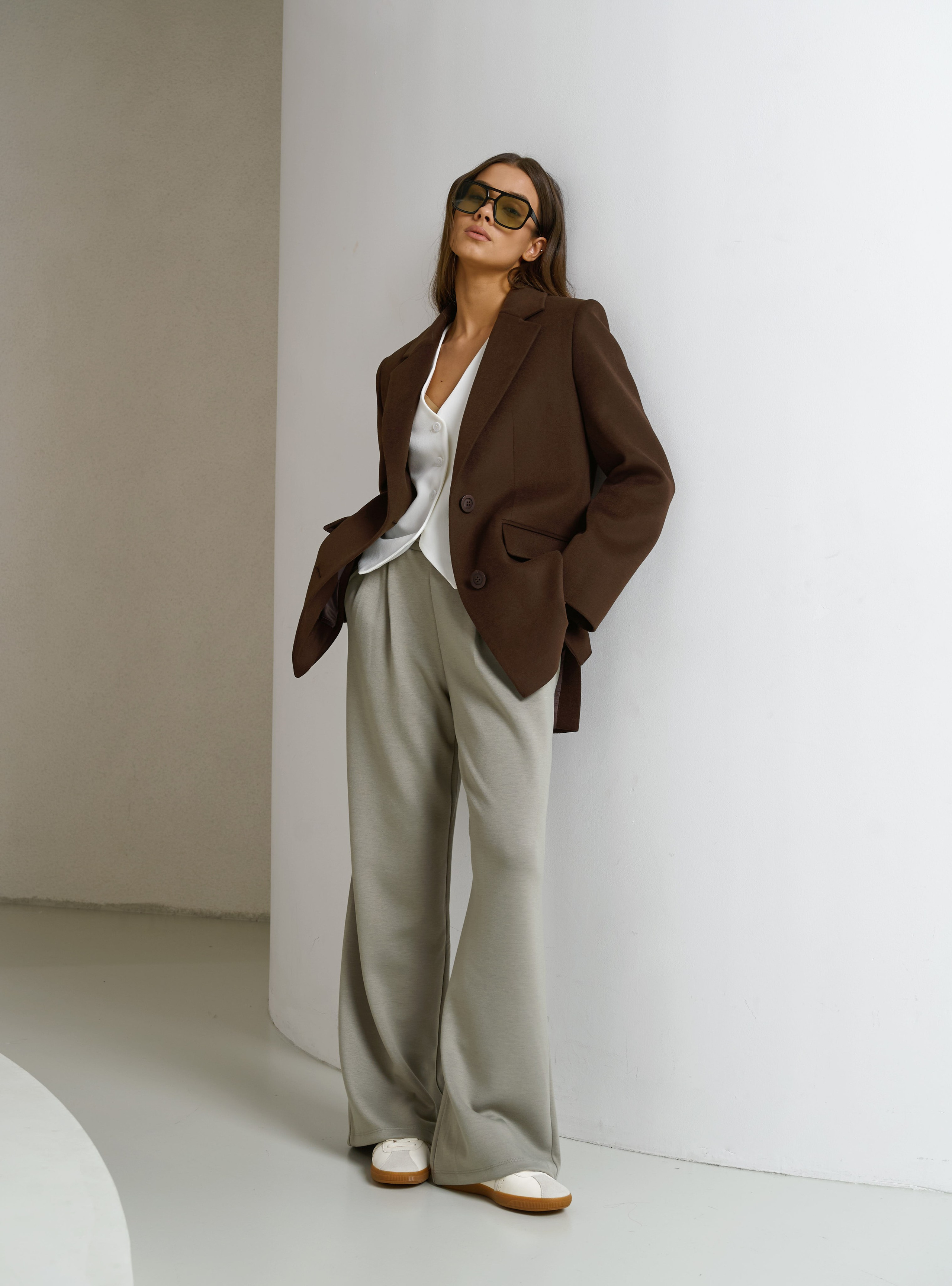 Лукбук для бренда верхней одежды Sheily. Fashion фотограф в Москве Ксения Чупрунова