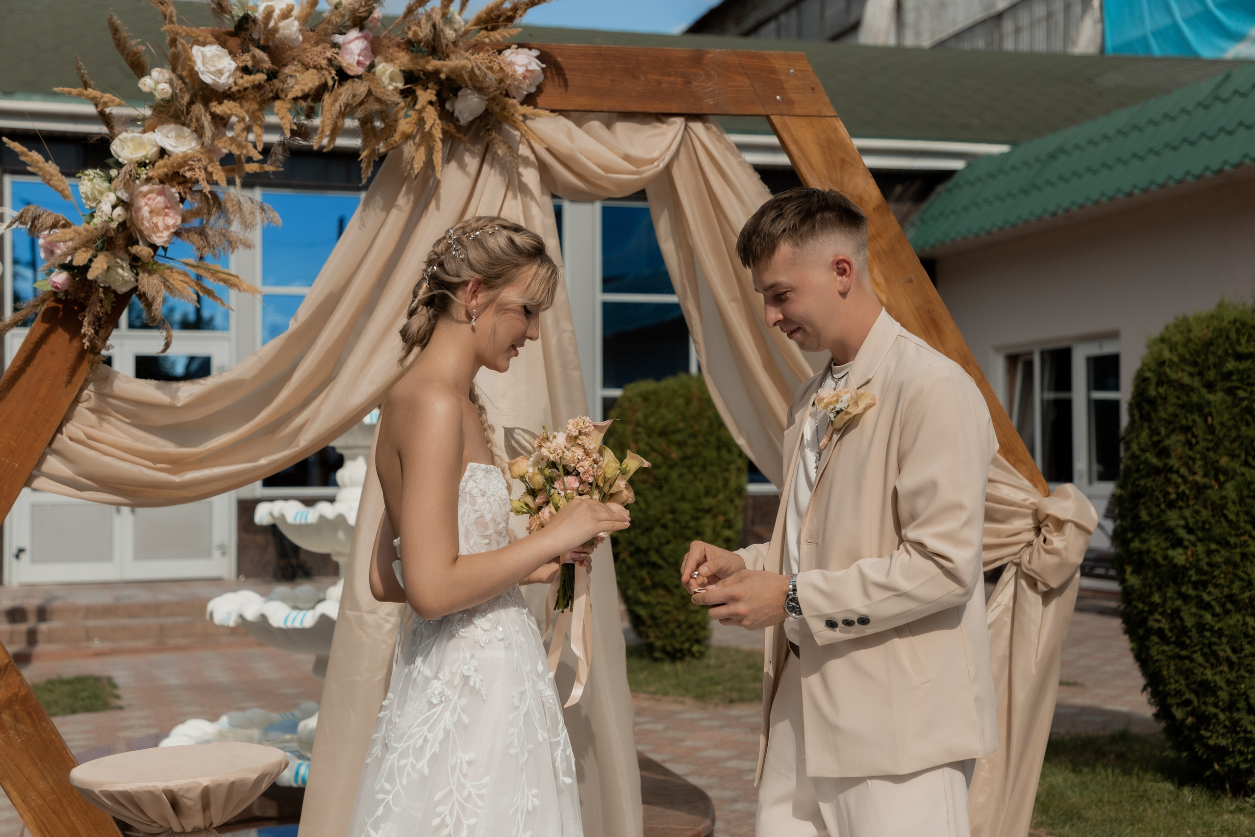 Роман и Александра (банкет). Свадебный фотограф Ангелина Сунгатулина | Саратов | Балаково | Вольск