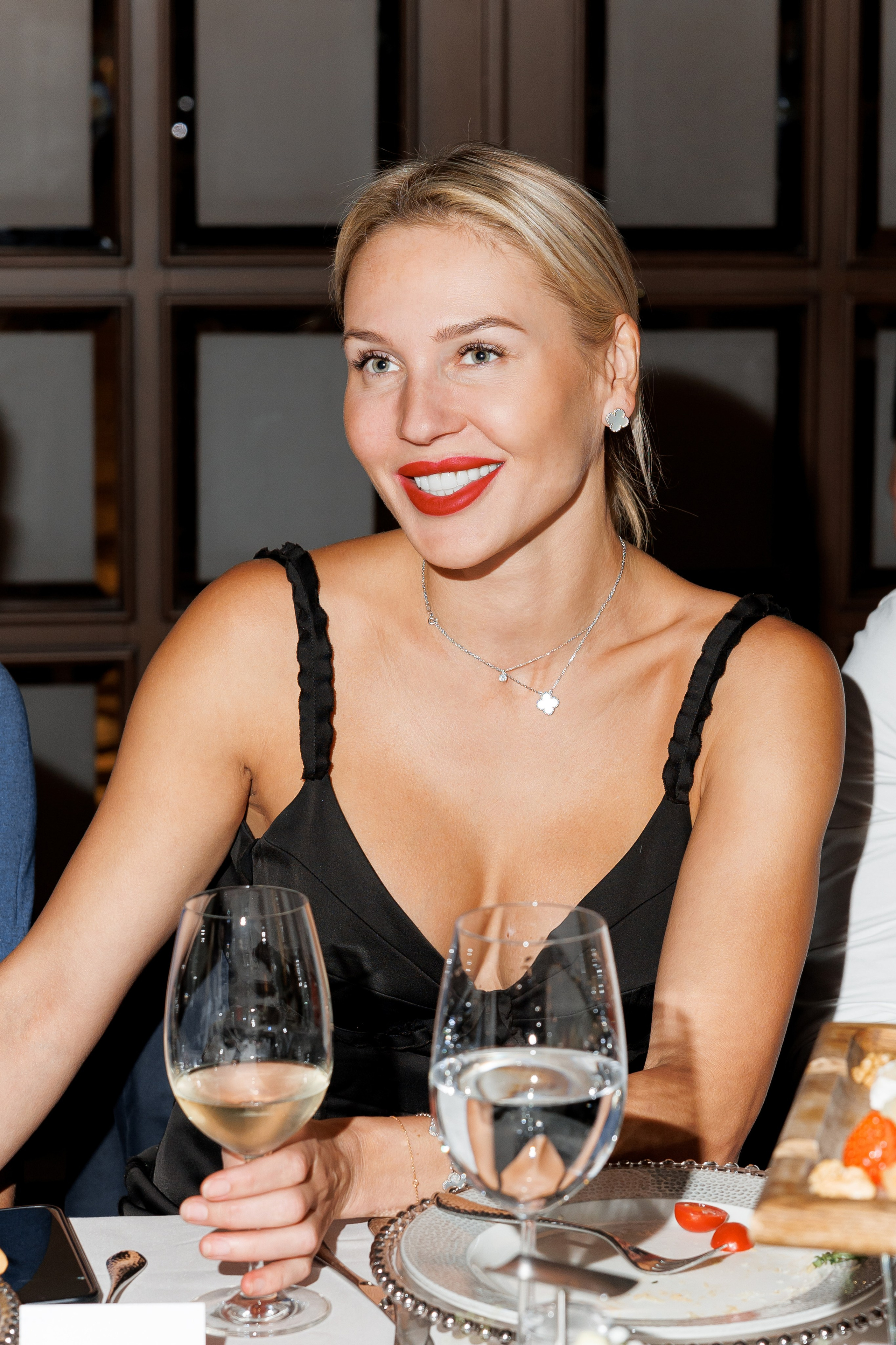 Юбилей Юлии. Свадебный репортажный фотограф в Москве