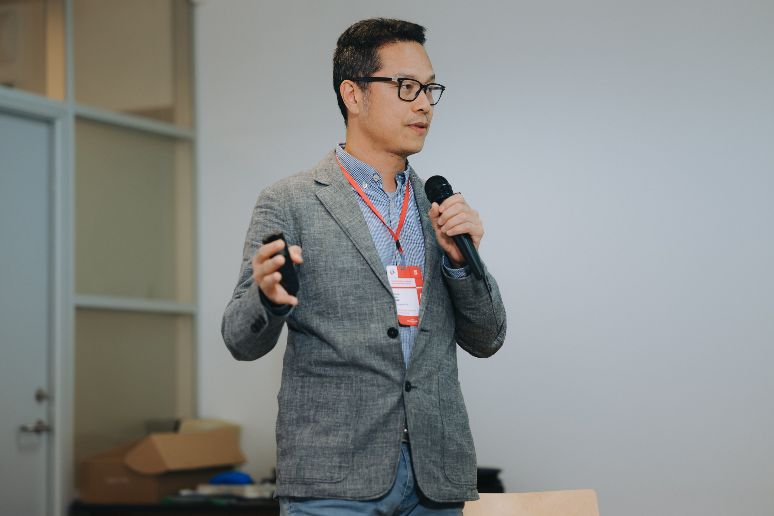 Эксп Линг. Komonev