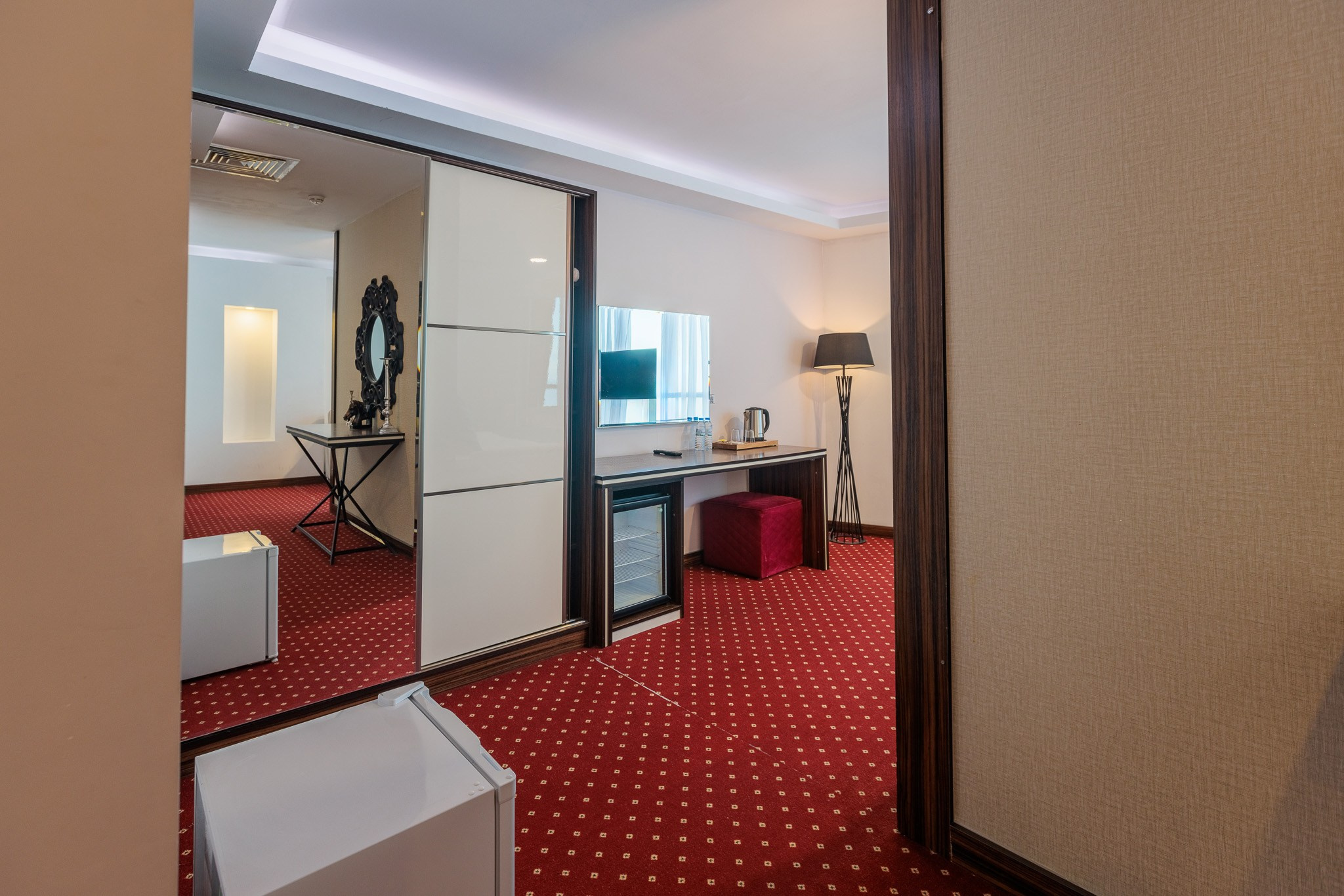 SKY TOWER (METRO CITY). Режиссёр, клипмейкер, фотограф — Андрей Охота