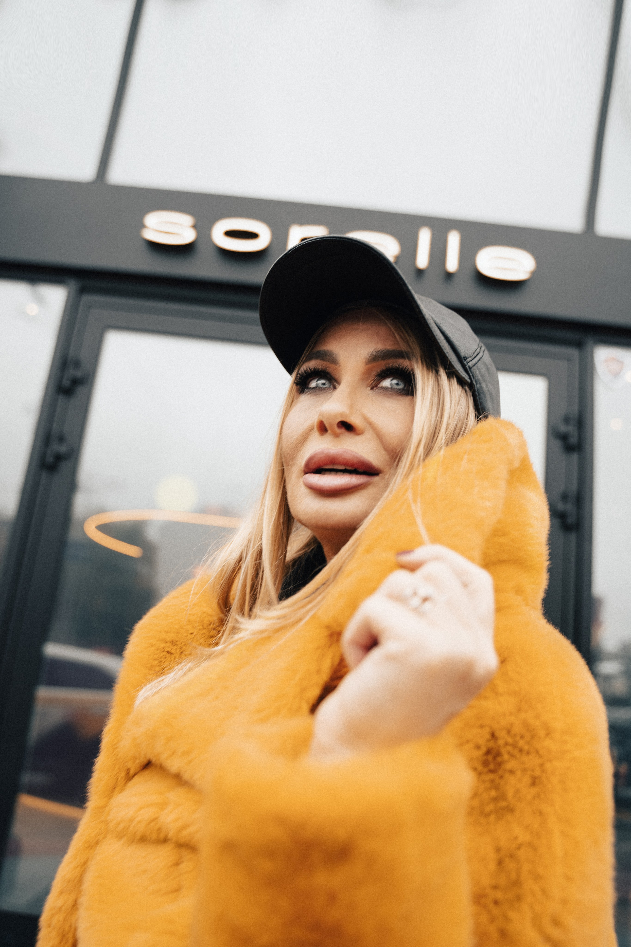 Светлана s t r e e t. Контент фотограф в Москве Кулич Настя