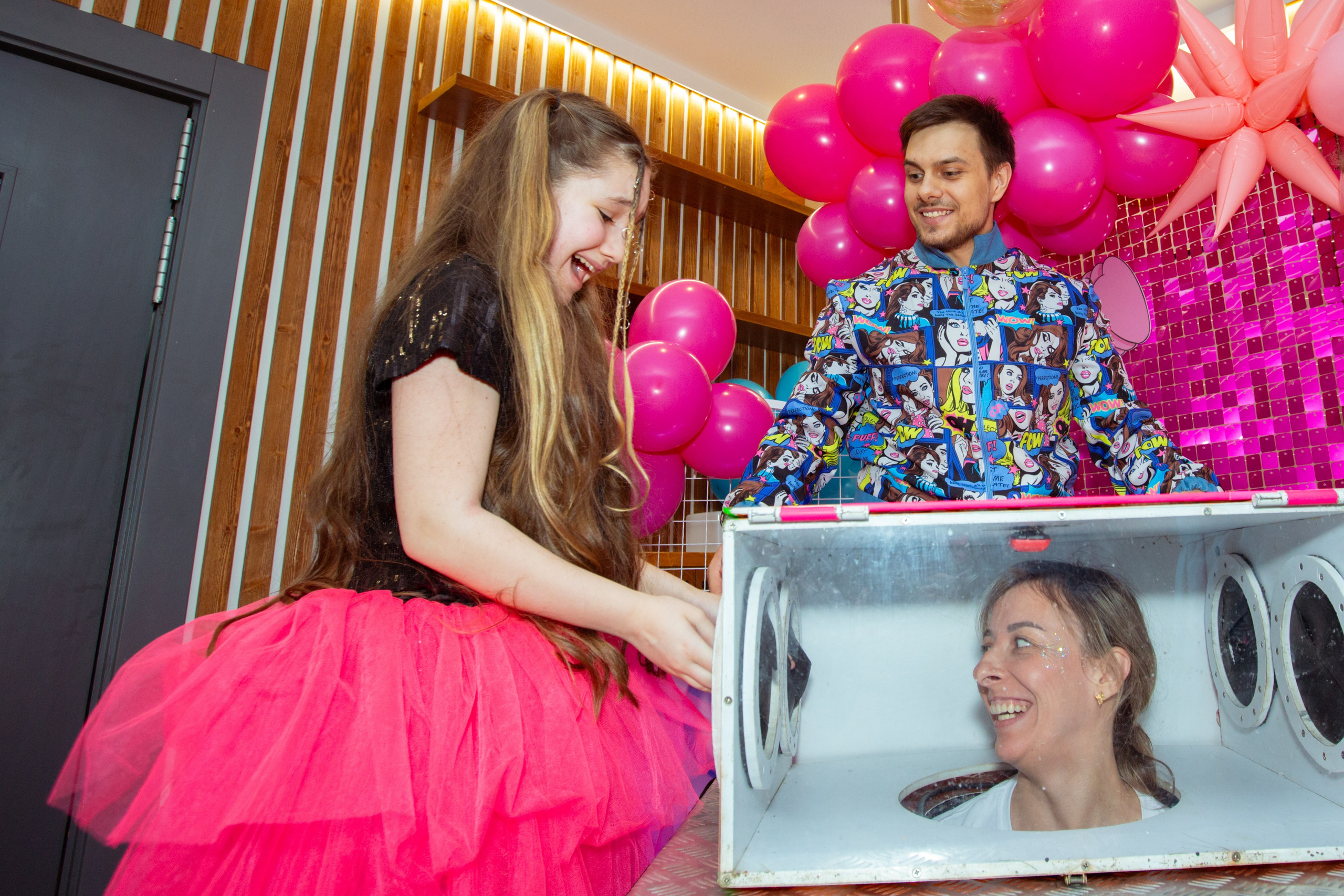 День рождения Ульяны. Фотограф Антонина Свешникова. ВЫПУСКНЫЕ ФОТОКНИГИ для детских садов и школ. Москва, Владимир