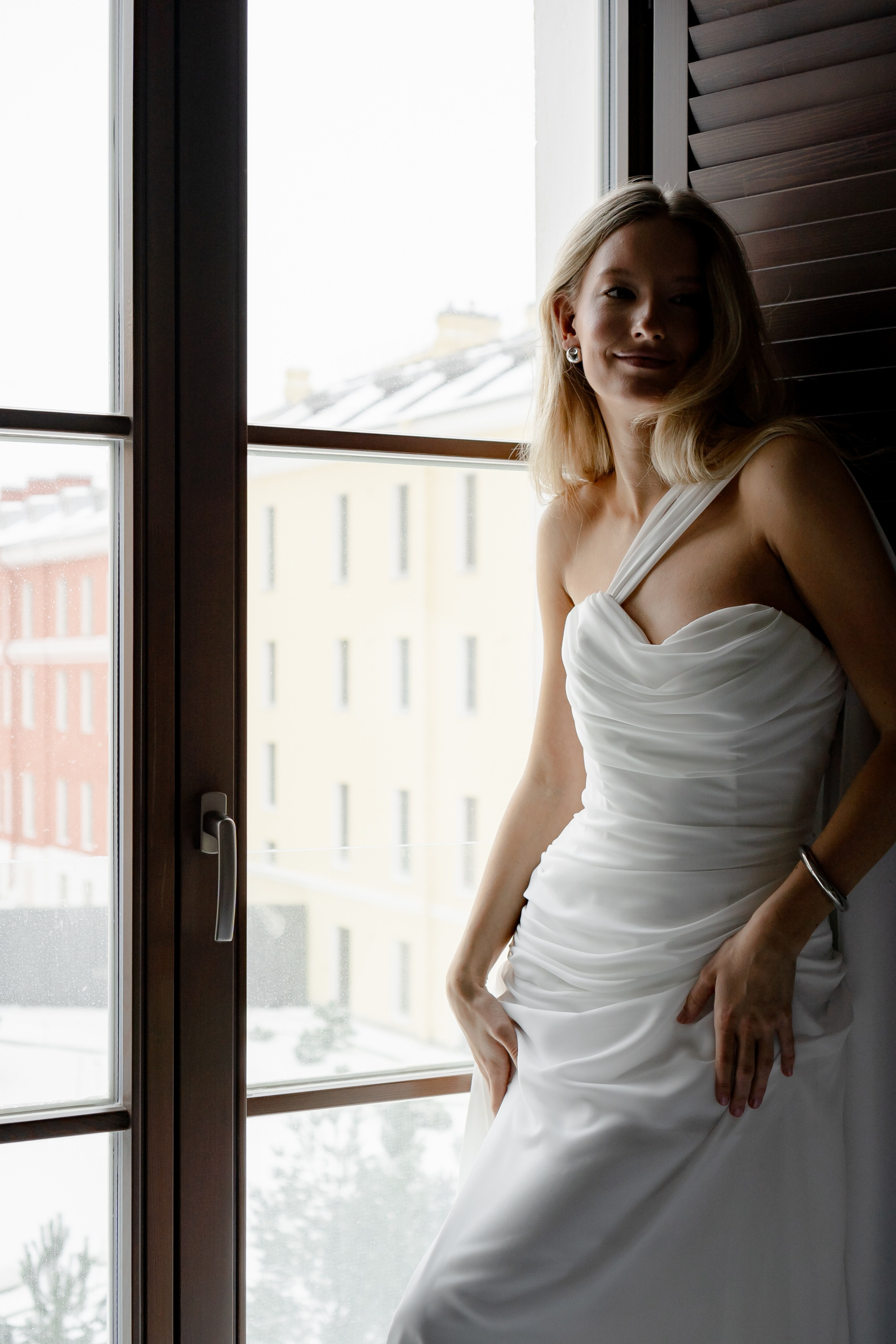 ЭЛЕГАНТНАЯ СВАДБЕНАЯ СЬЕМКА ЖЕНИХА И НЕВЕСТЫ В ДОРОГОМ ОТЕЛЕ САНКТ-ПЕТЕРБУРГА. Профессиональный фотограф, Санкт-Петербург — Виктория Богомолова