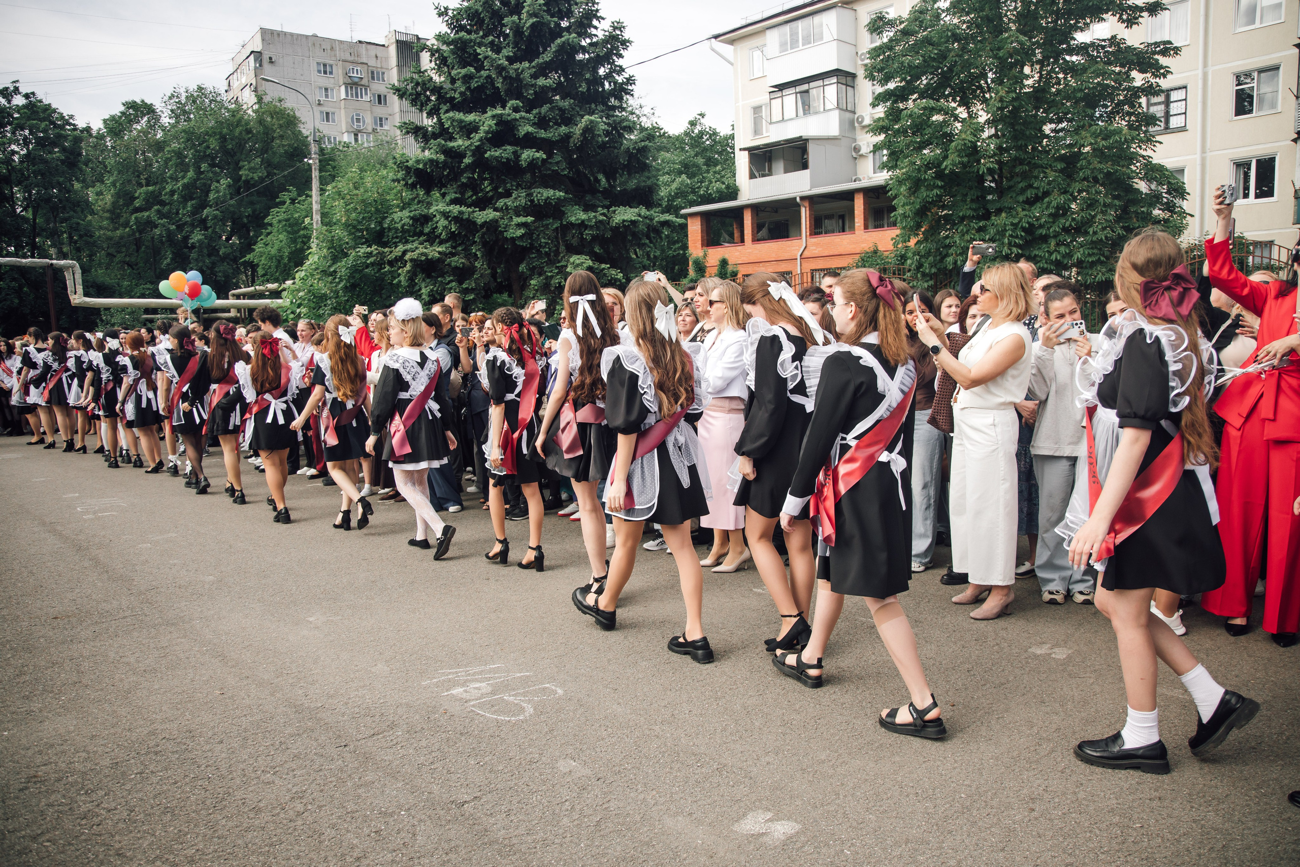 Последний звонок для 11 класса. Фотохудожник Наталия Кирсанова