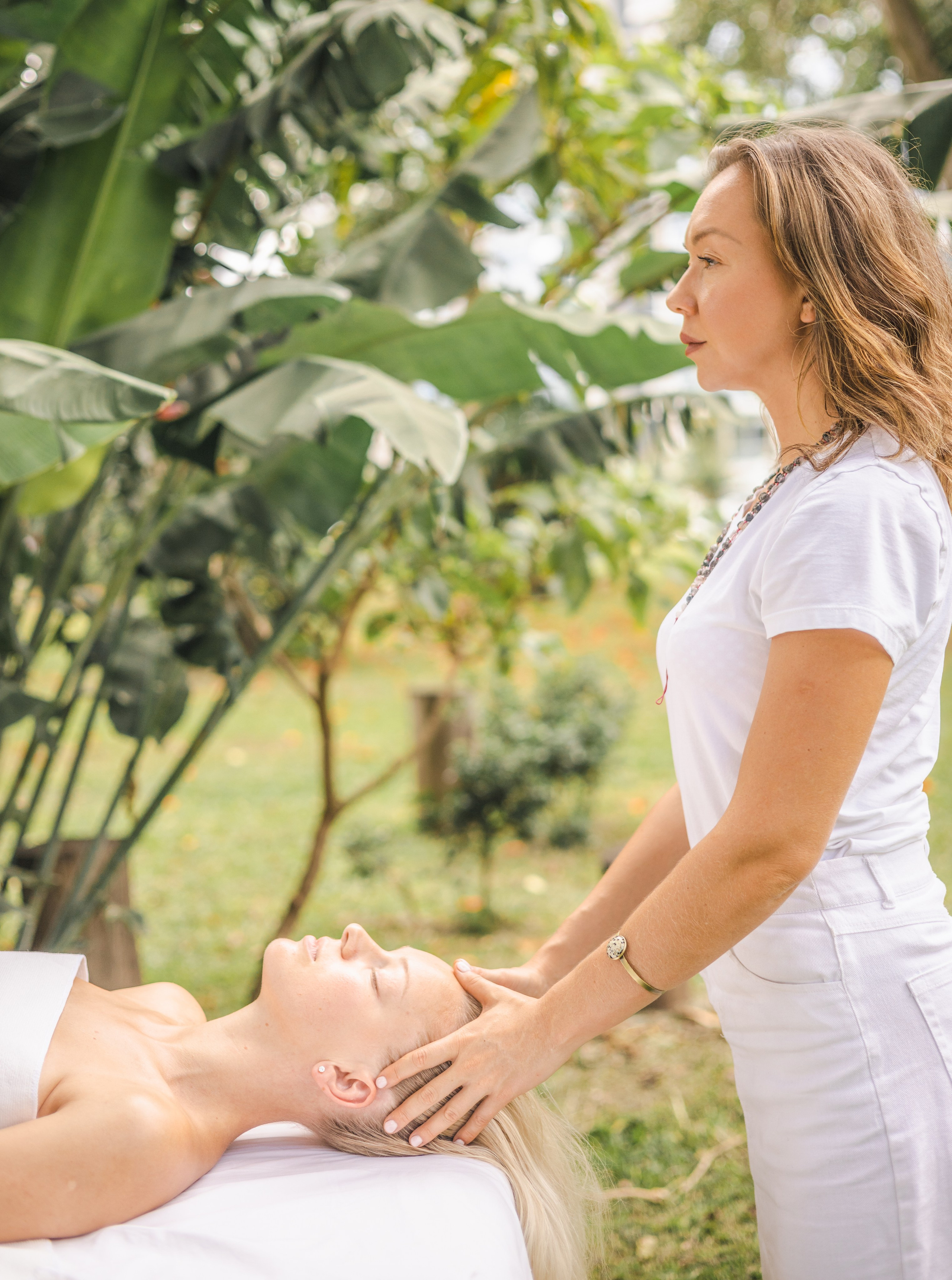 Content for massage therapist Anastasiya. Family, portrait, content photo in Costa Rica Evgeniya Besprozvannykh