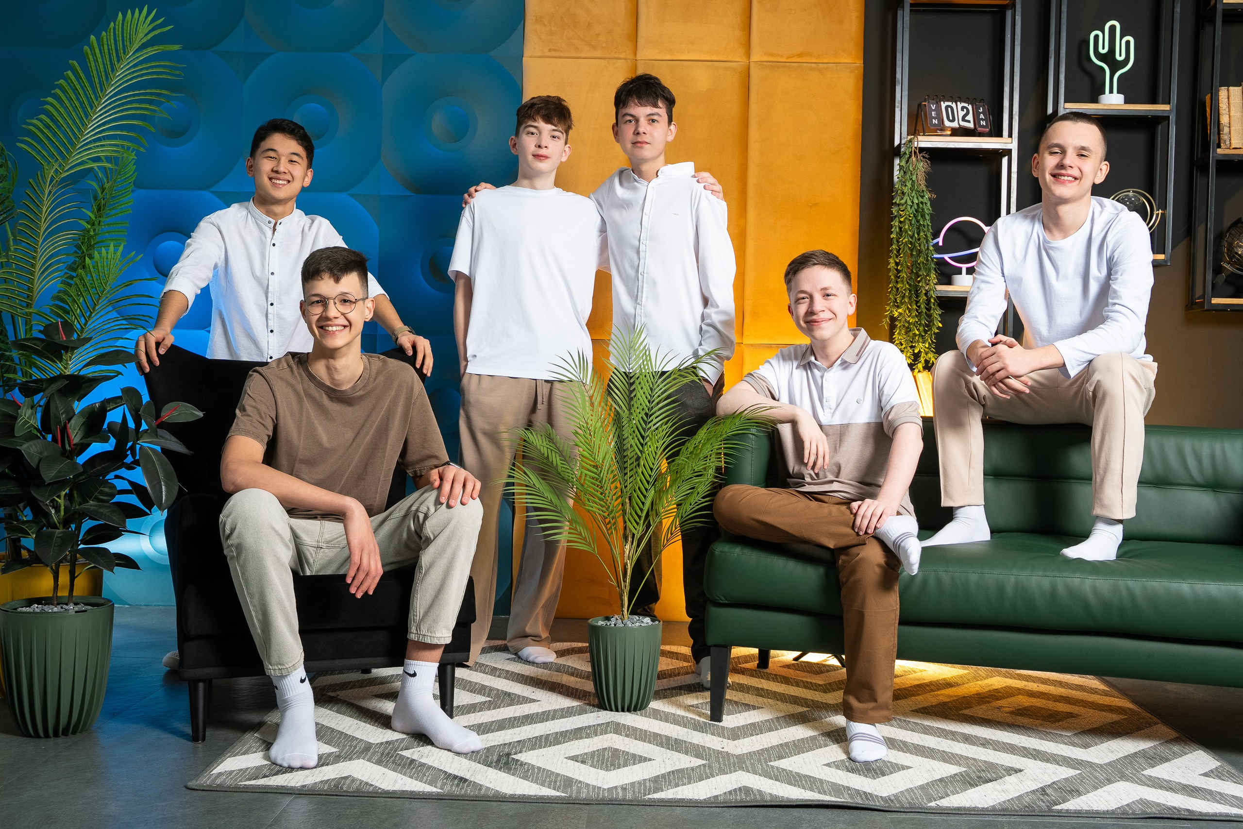 Выпускная фотосессия в фотостудии. Выпускные альбомы Нижнекамск Набережные Челны Фотостудия Небо