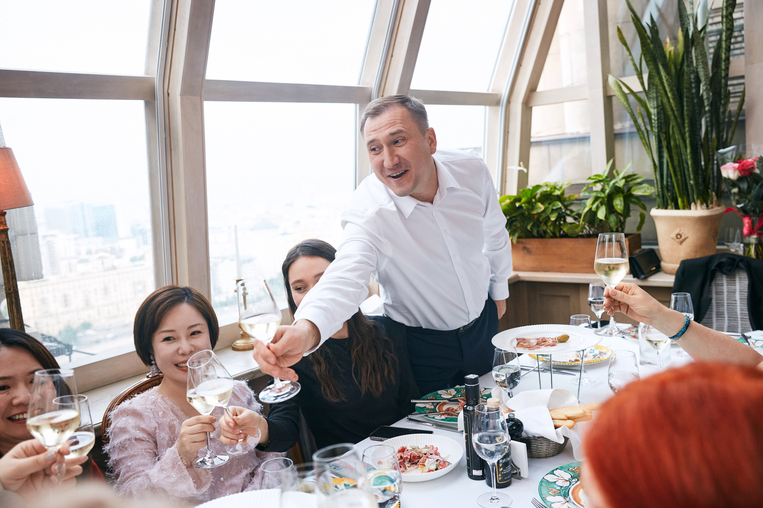 День рождения Веры в Buono, гостиница Украина. Татьяна Фомичева. Репортажный и светский фотограф в Москве