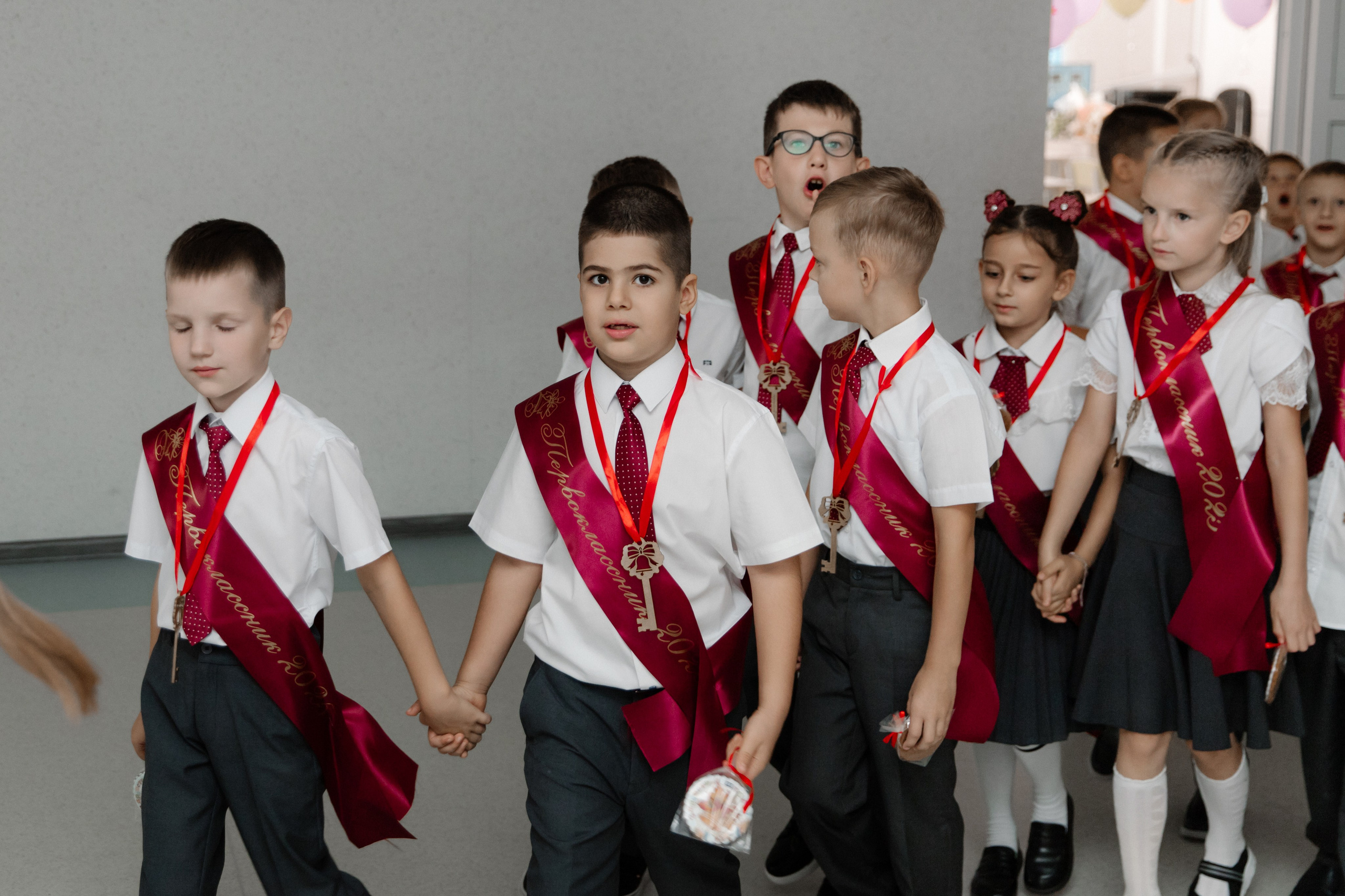 1 класс 11 школа. Выпускные альбомы Натальи Бутко: Новороссийск, Анапа, Геленджик