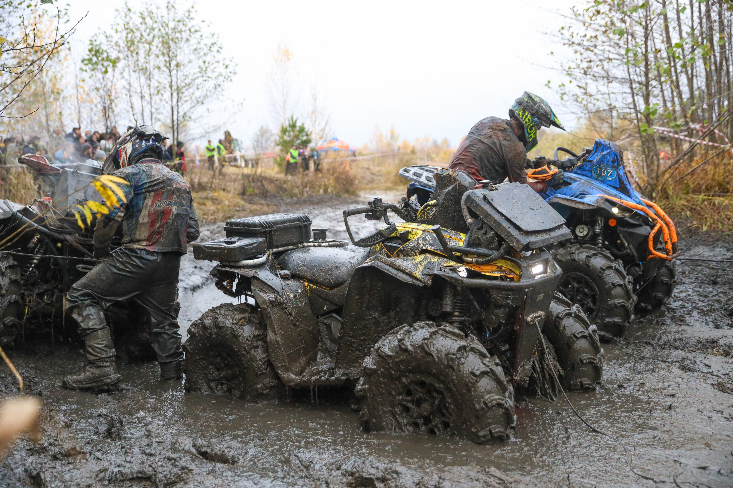 Гонки на квадроциклах Грязевое кольцо. Спортивный фотограф в Самаре