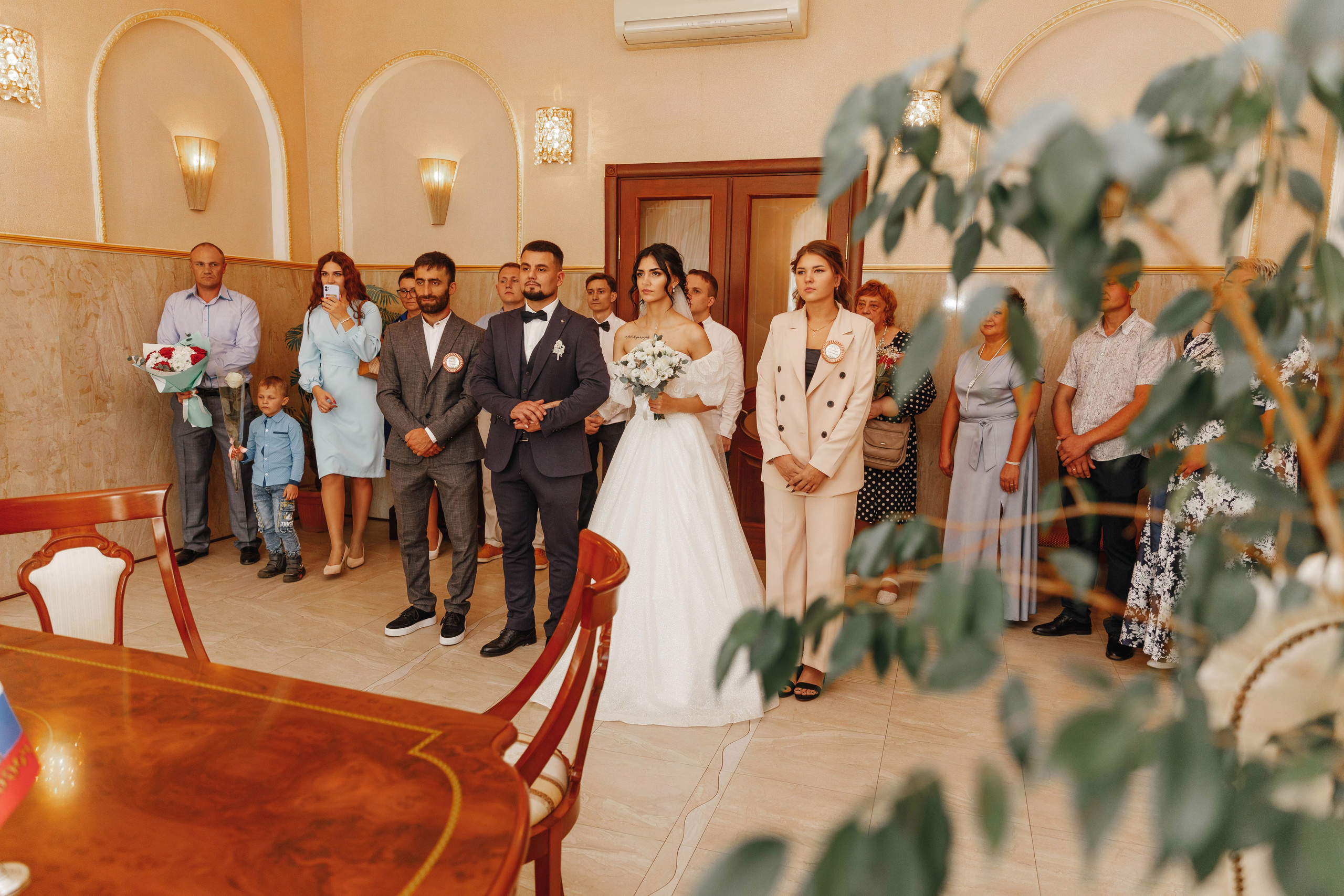 Свадьба в яхт клубе г Владимир. Свадебная серия на яхте в клубе Параллель 56 город Владимир. Свадебный фотограф во Владимире сняла свадьбу в параллель 56