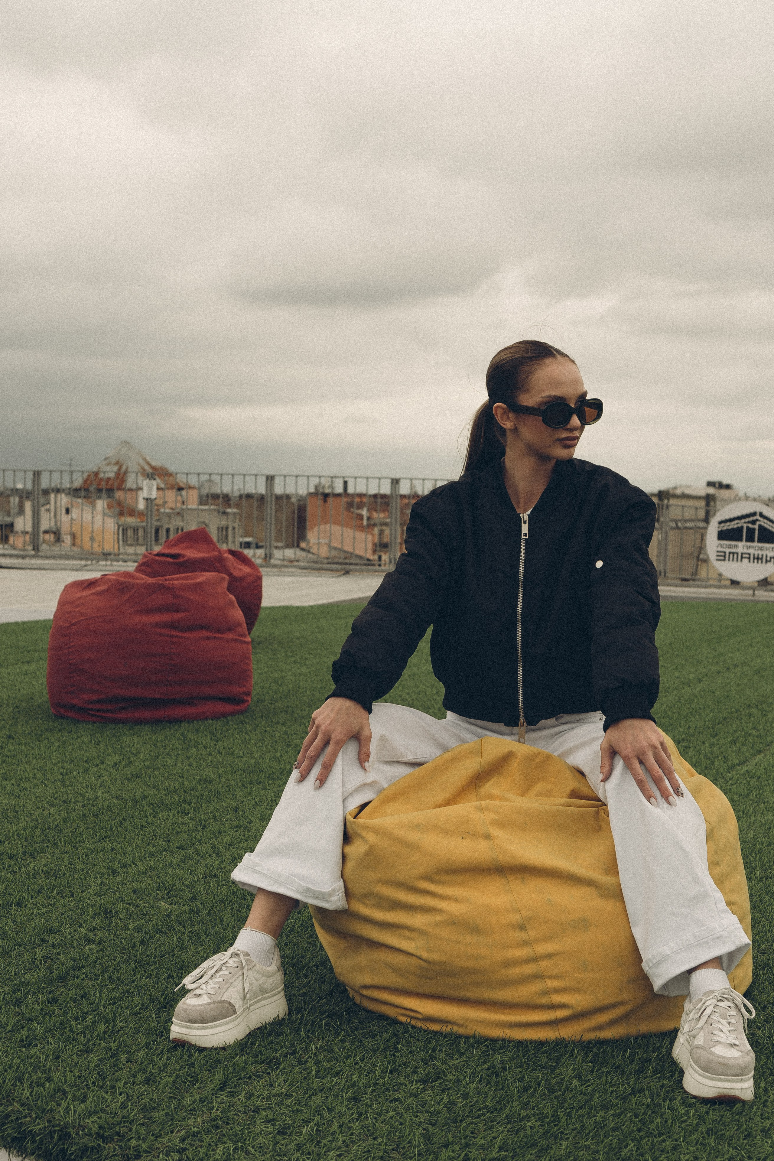 МЫ ГУЛЯЛИ ПРО КРЫШАМ ПИТЕРА. Профессиональный фотограф, Санкт-Петербург — Виктория Богомолова