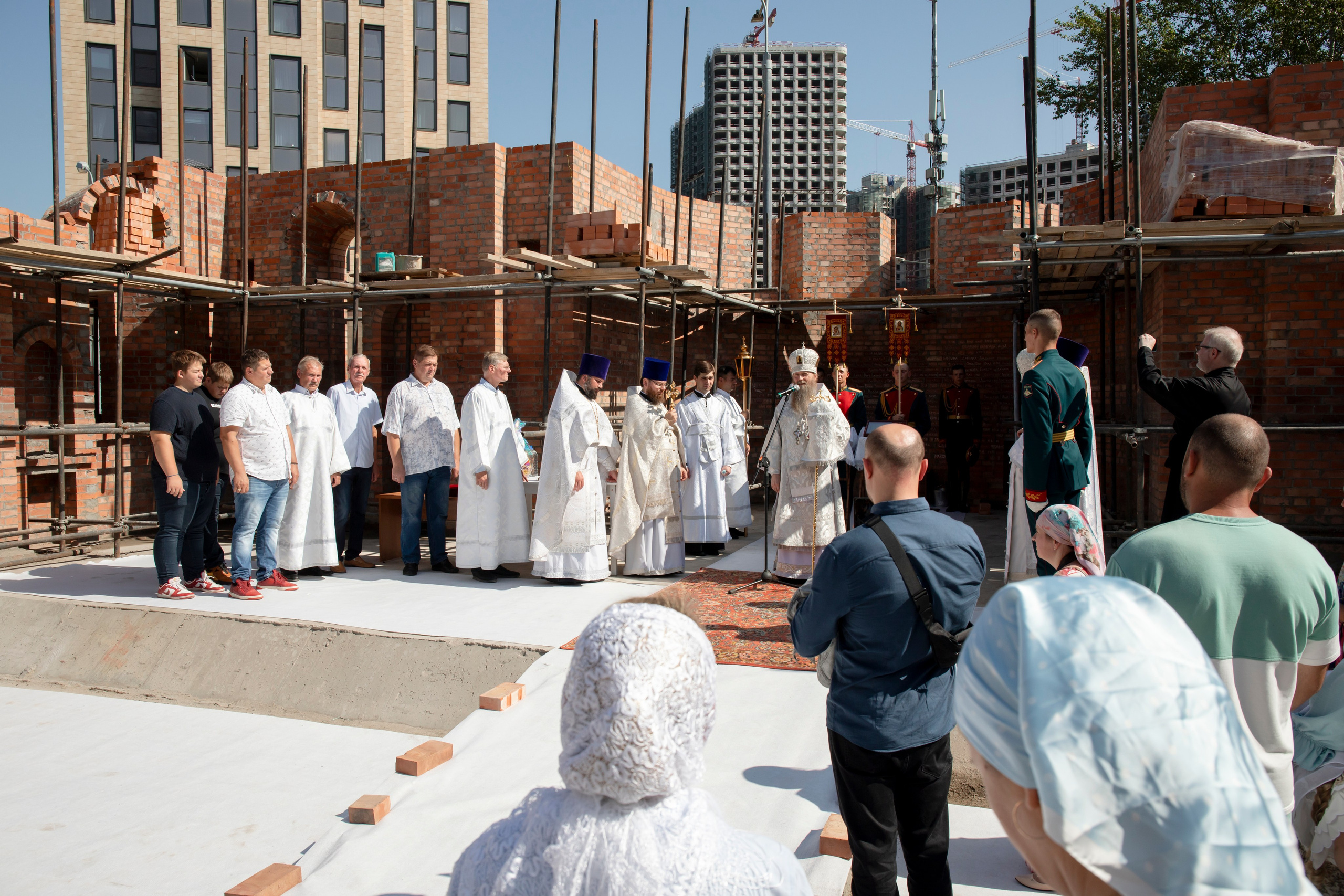 Епископ Силуан Павло-Посадский служба в храме св.Николая 25.08.2024. Арт- фотограф Москва