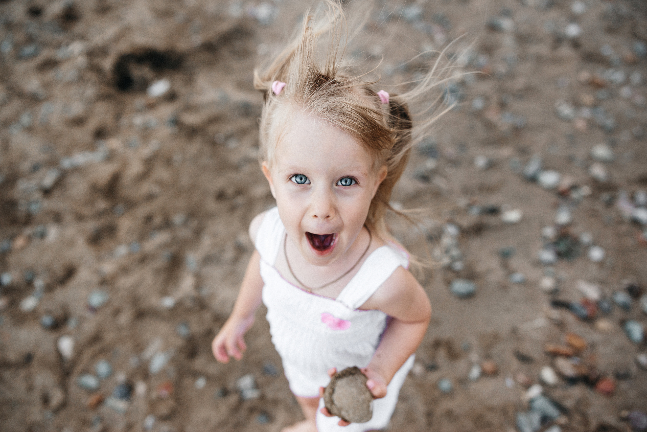 Кира с мамой и папой :)