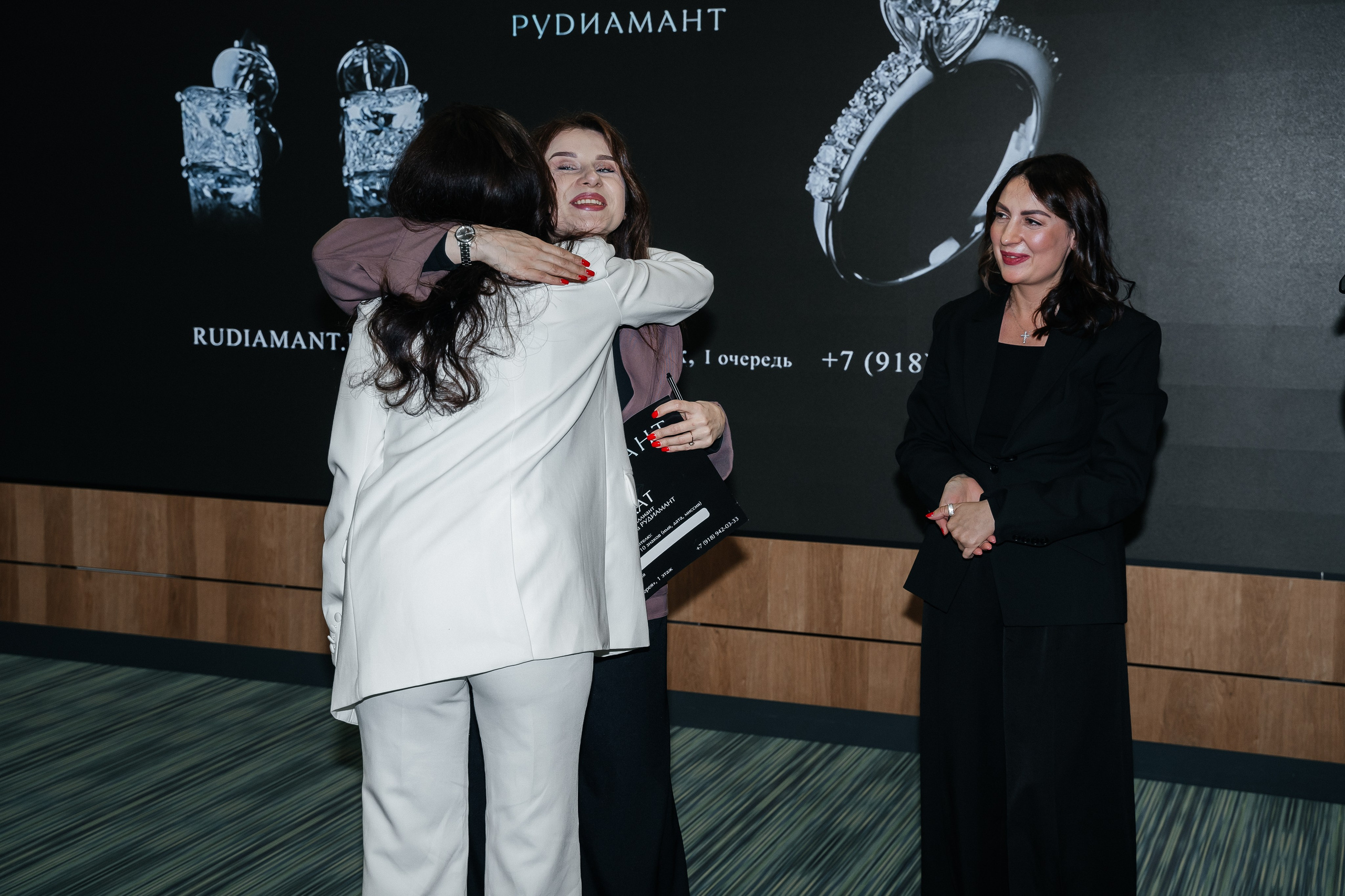 Репортаж. Виктория Алпеева — фотограф по любви