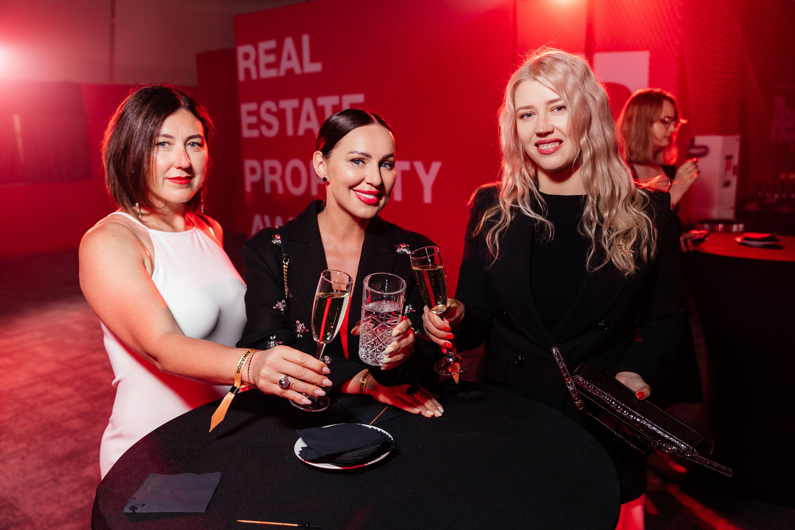 Репортажная съемка. Свадебный фотограф в Сочи, СПБ, Москве Бражников Сергей