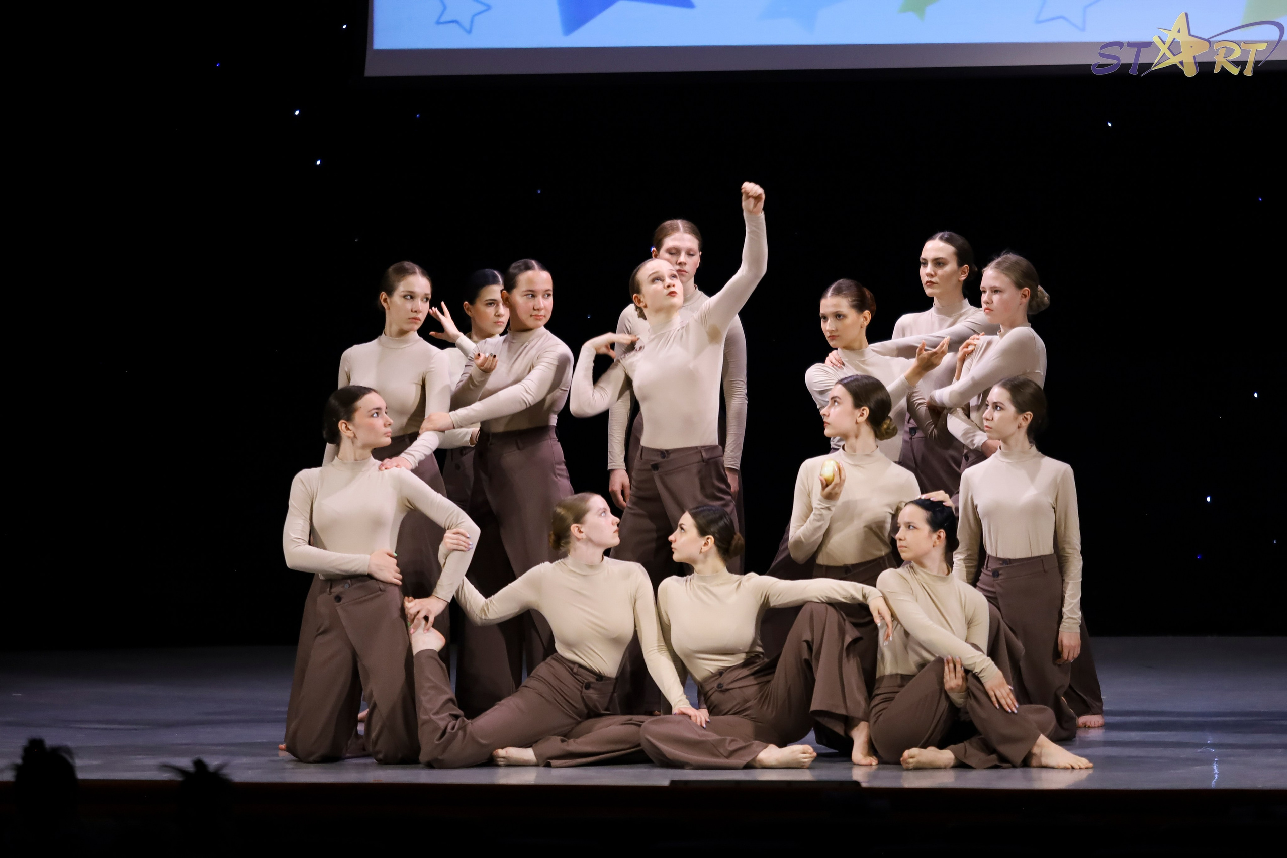 Профессиональная съемка конкурса-фестиваля в Санкт-Петербурге. Портретный Фотограф Александр «Konevtsoph» В Санкт-Петербурге