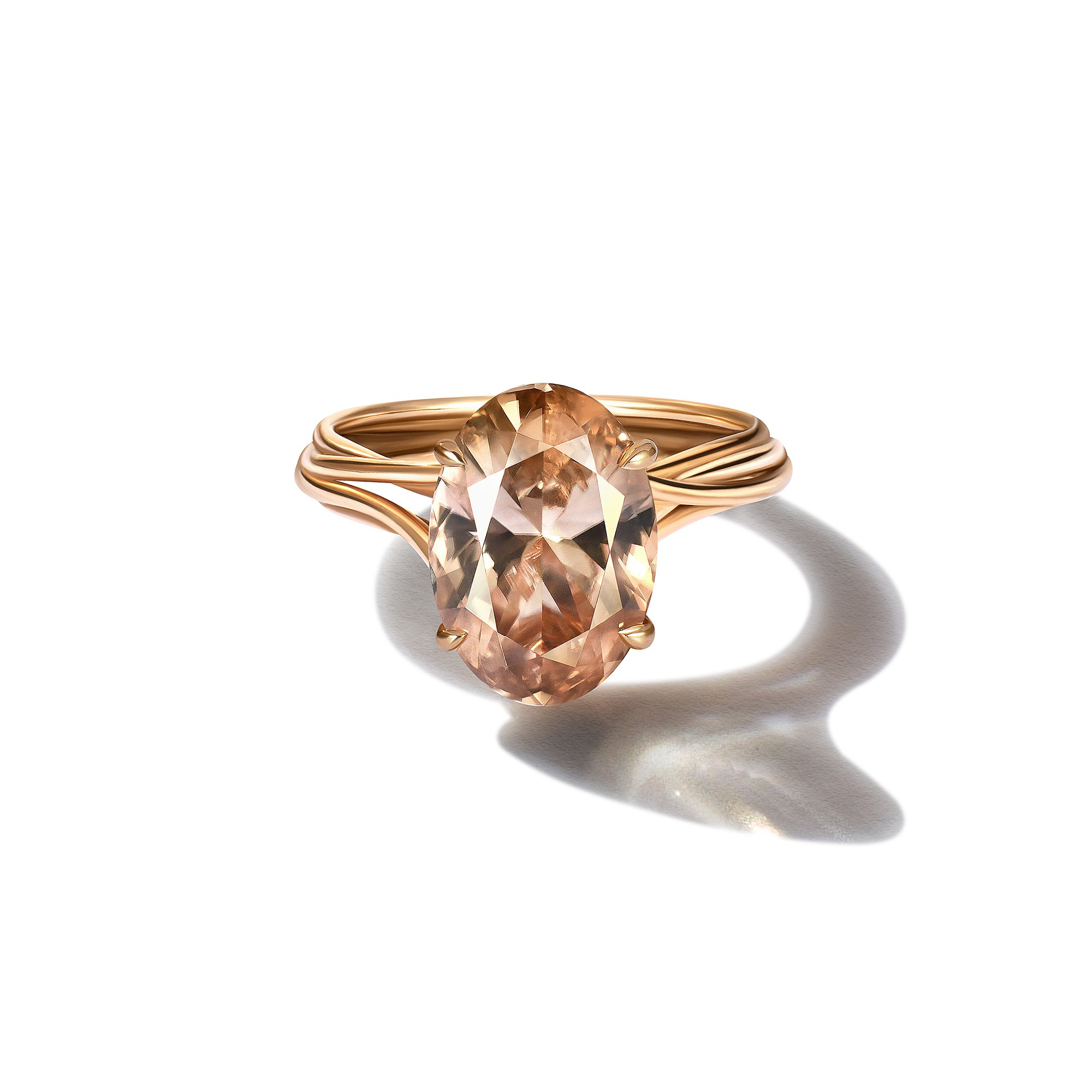 Фотосъемка ювелирных украшений. Каталог на белом фоне. Предметный рекламный фотограф в Москве Мария Макарова