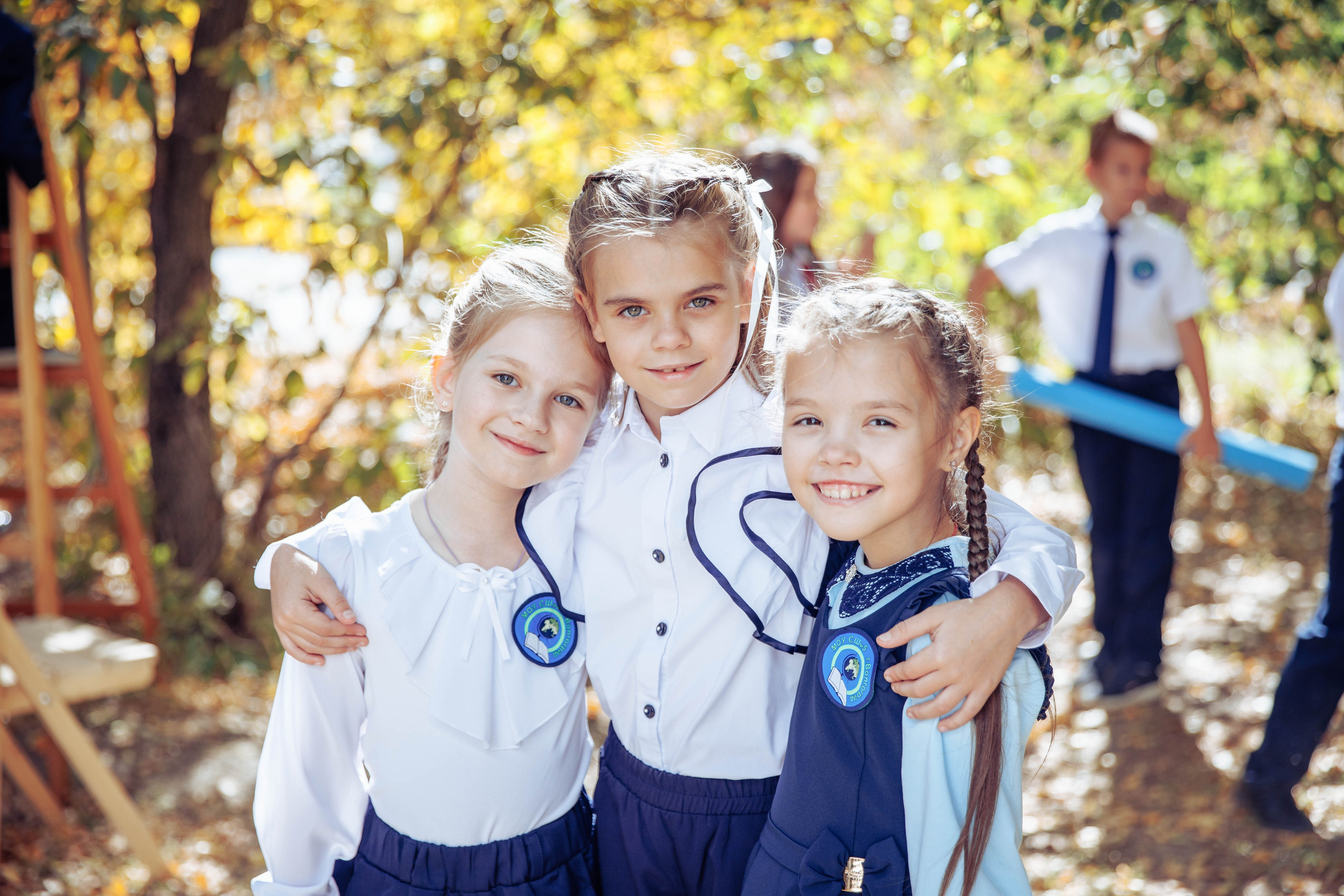 Начальные классы. Выпускные школьные фото­альбомы для школ и детских садов в Волгограде и Волжском