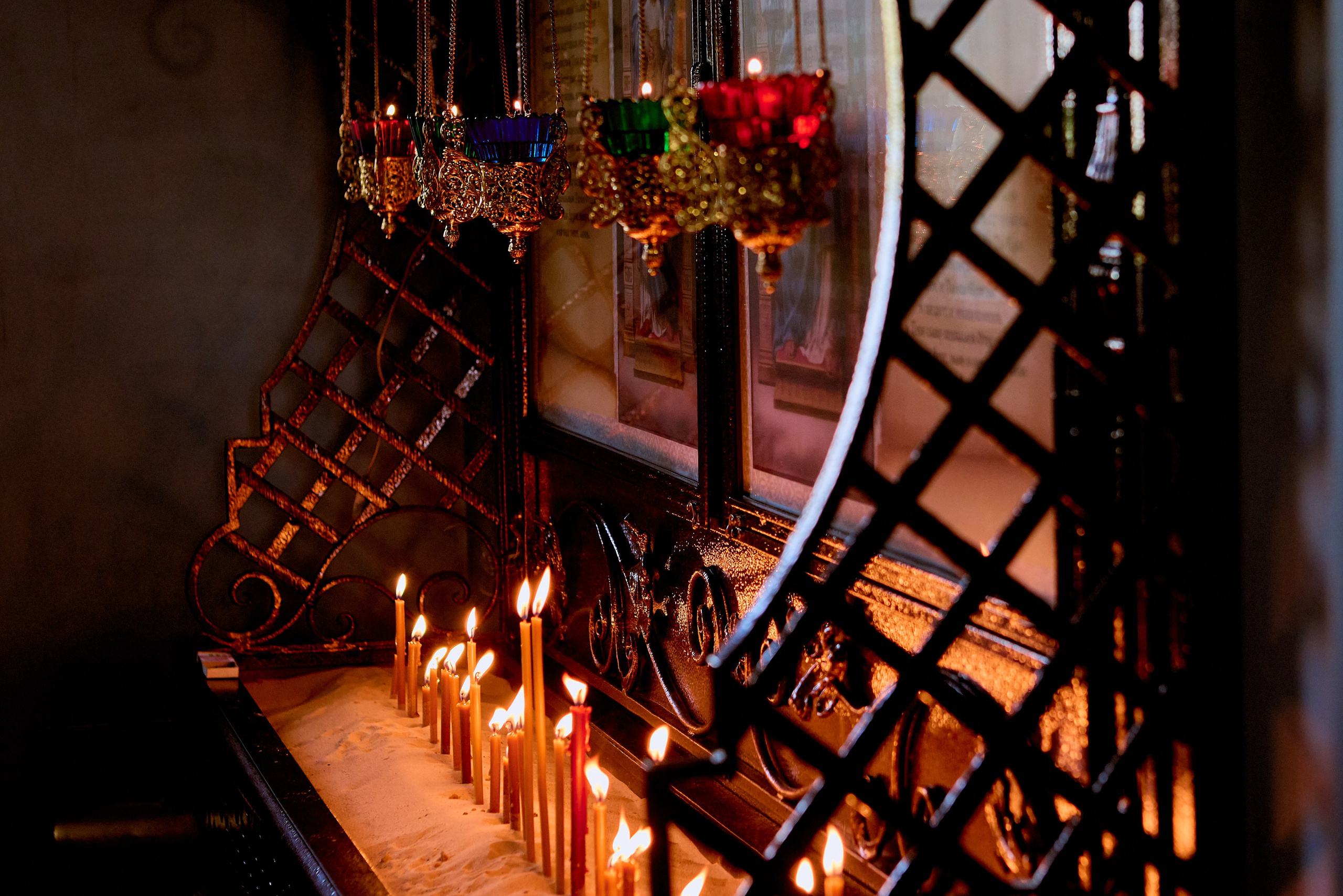 Фотографии Литургии в Праздник Святых Жен Мироносиц