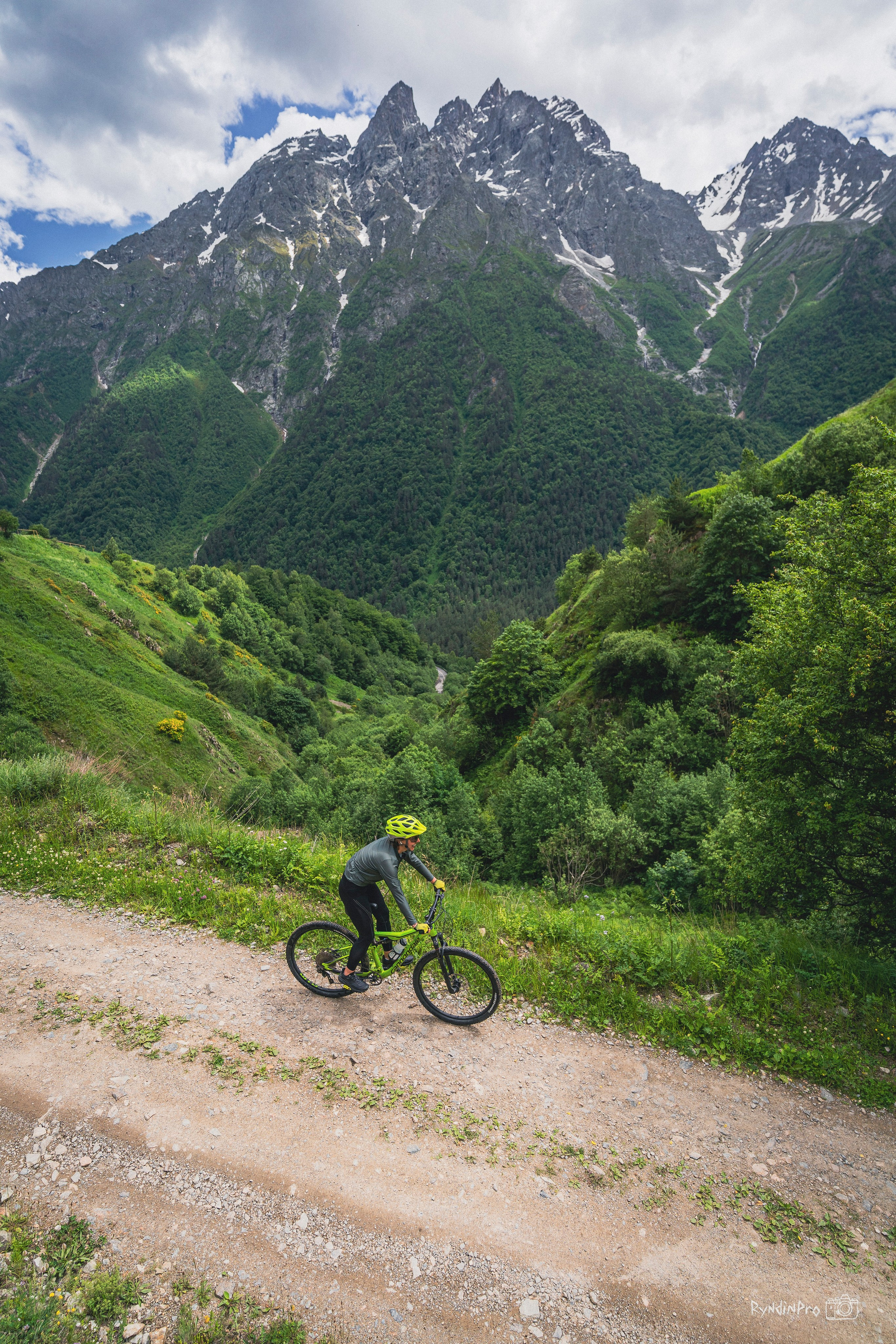 Велотур Осетия 16.06.2024 Ковальтур. Репортажный фотограф в Краснодаре Рындин Дмитрий