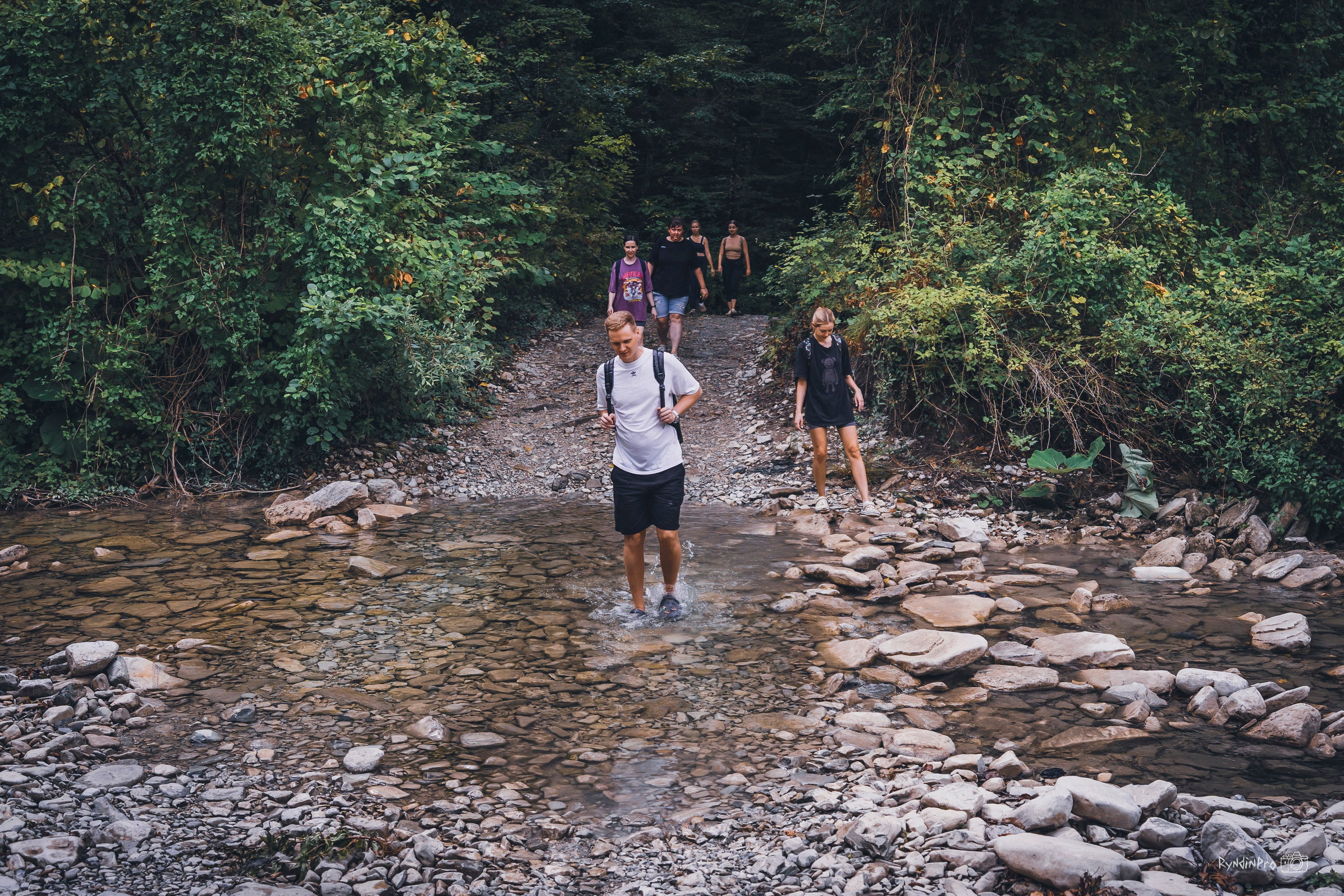 Поход на водопады Куаго с командой Мадьяр 23.07.24. Репортажный фотограф в Краснодаре Рындин Дмитрий