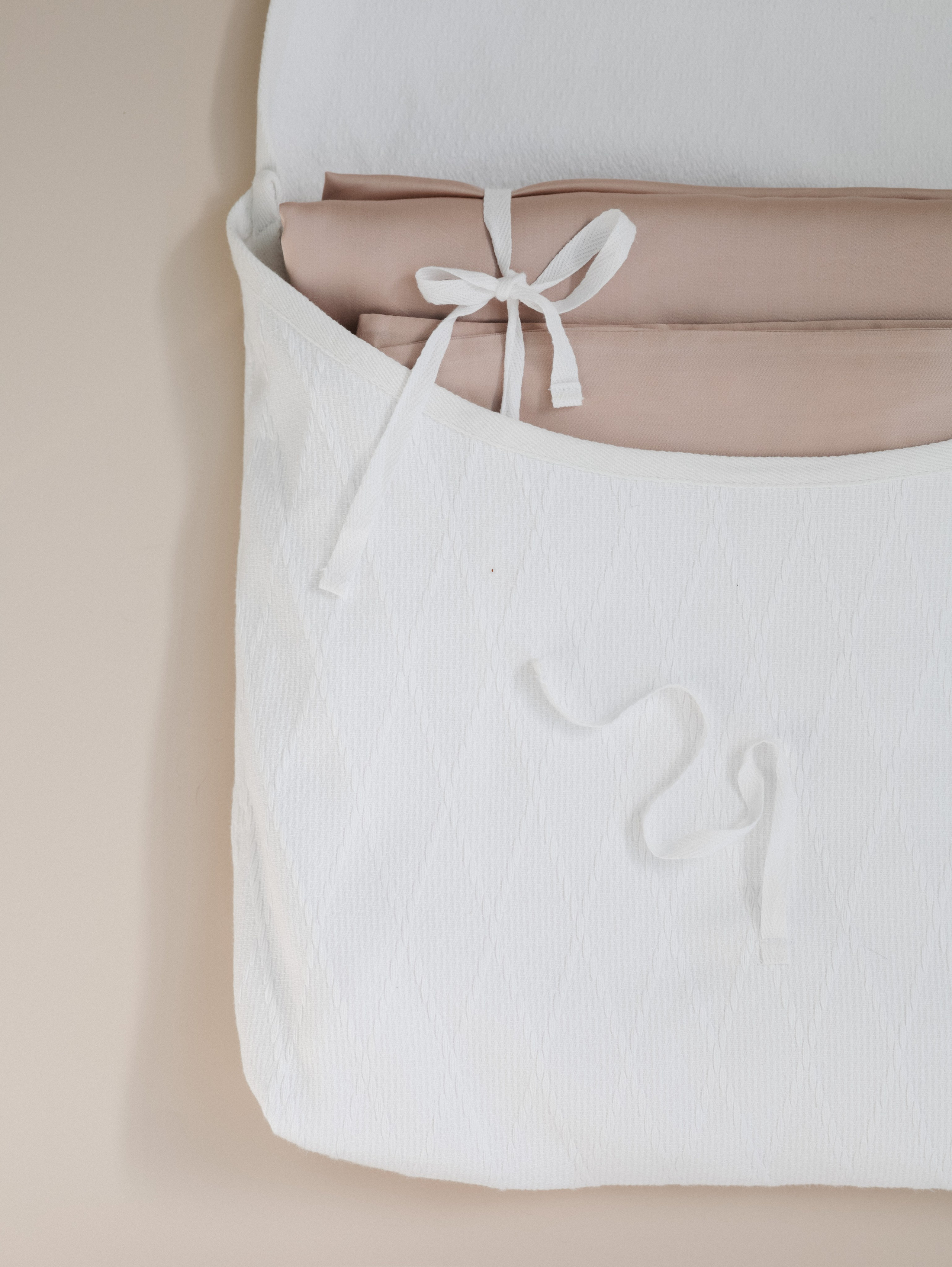 Постельное тенсель. Алёна Стерхова — Предметный и портретный фотограф. Ижевск