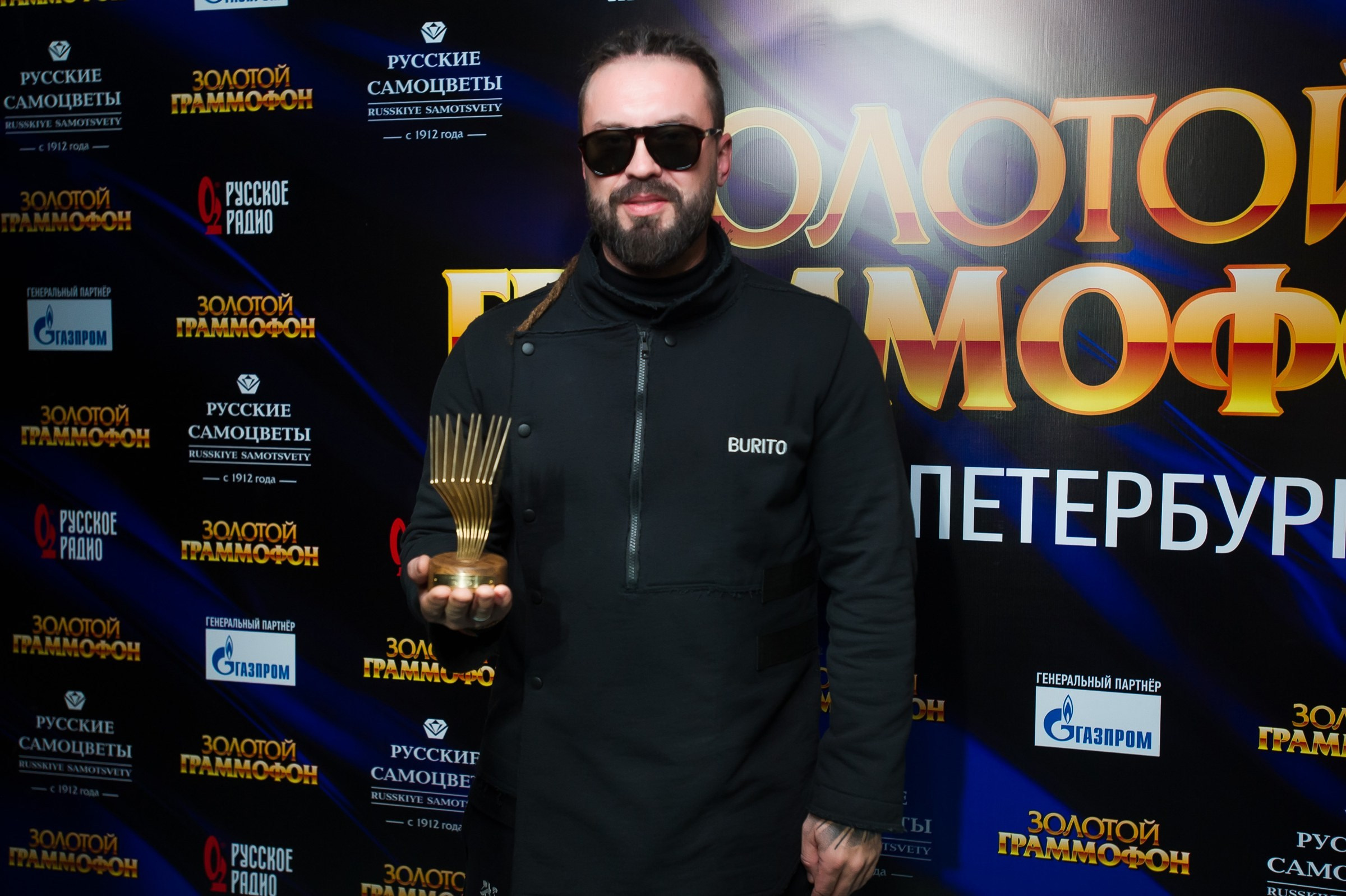 Золотой граммофон 2018 — артисты у пресс-волла. Репортажный фотограф в Санкт-Петербурге — Эдуард Фазлетдинов