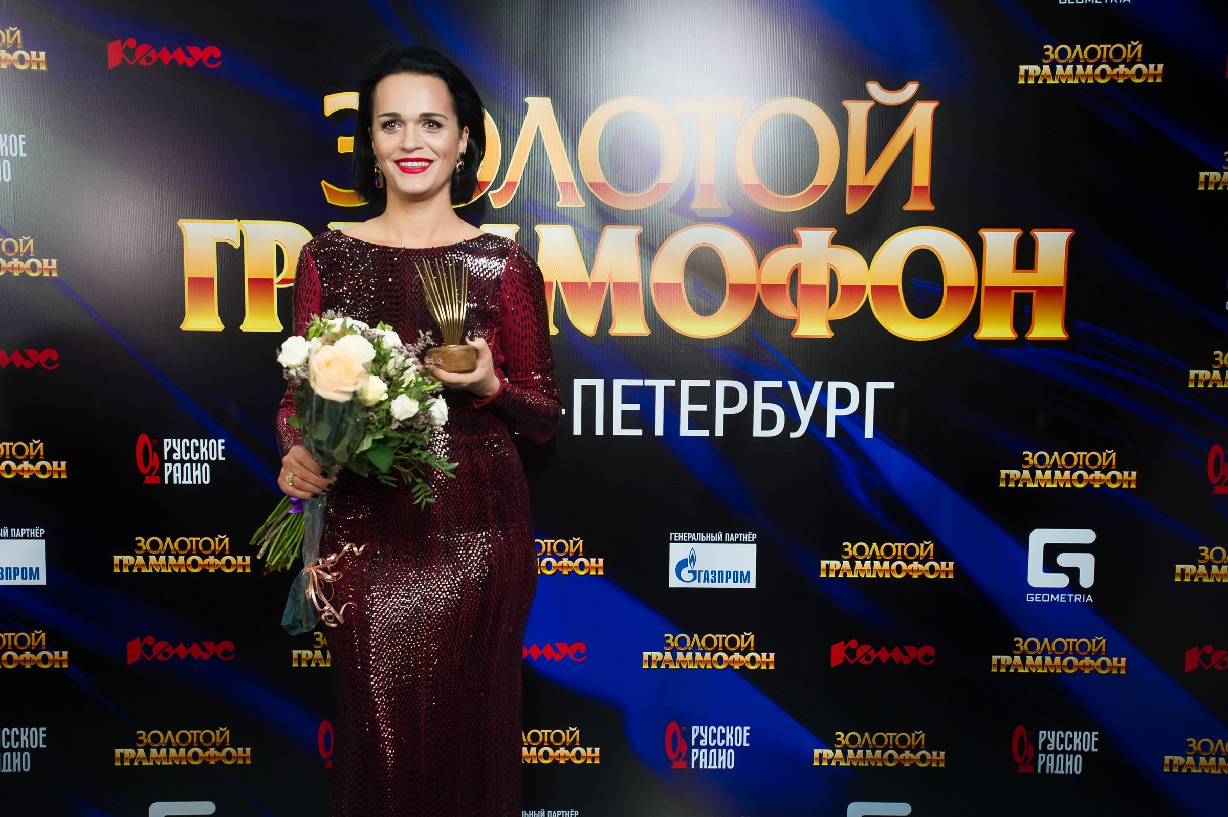 Золотой граммофон 2018 — артисты у пресс-волла. Репортажный фотограф в Санкт-Петербурге — Эдуард Фазлетдинов