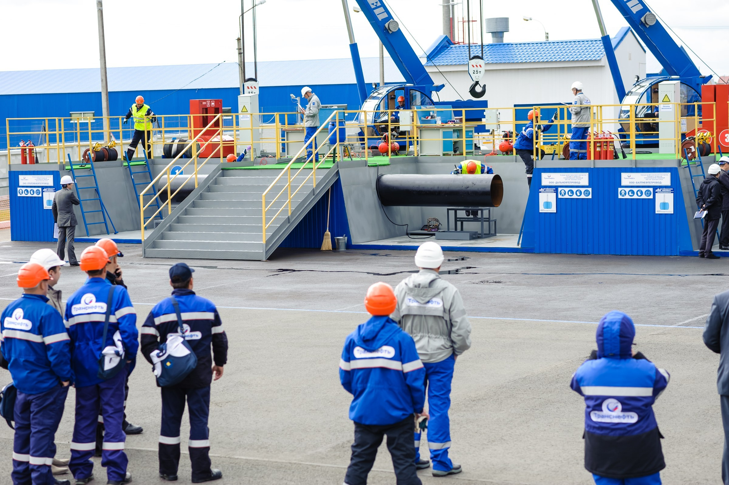 Транснефть — производственная площадка, 2 июля 2014. Репортажный фотограф в Санкт-Петербурге — Эдуард Фазлетдинов