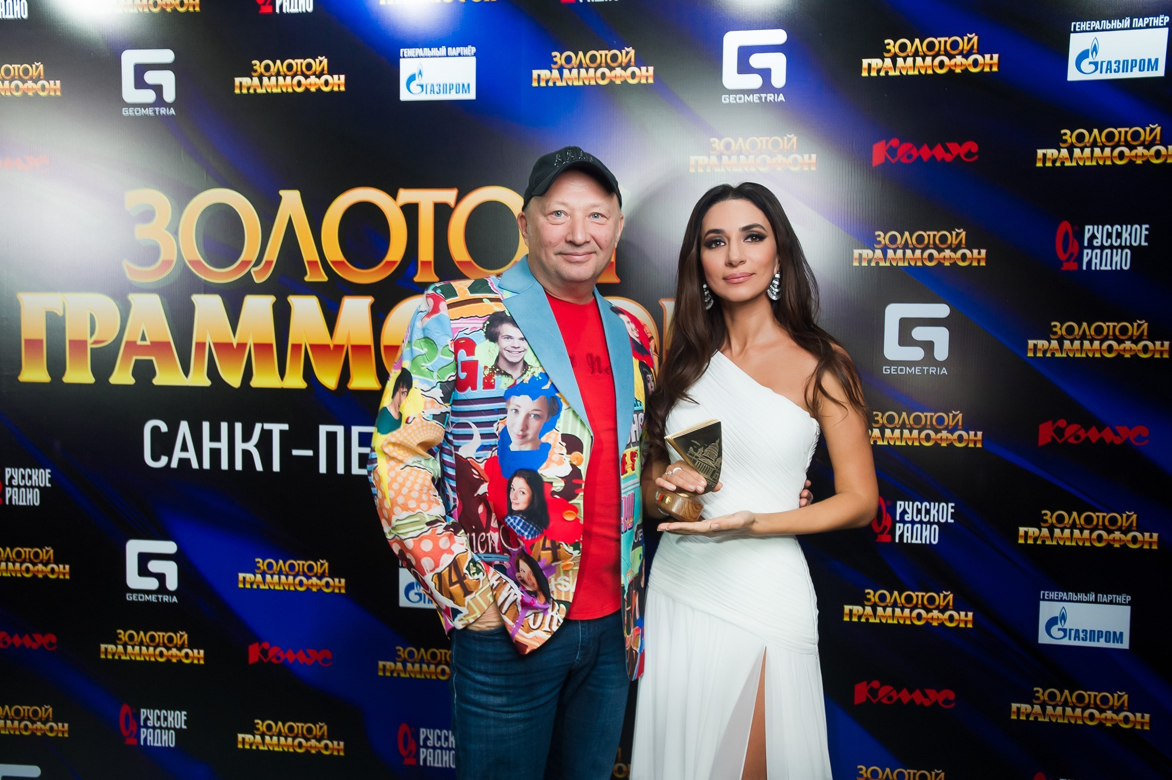 Золотой граммофон 2018 — артисты у пресс-волла. Репортажный фотограф в Санкт-Петербурге — Эдуард Фазлетдинов