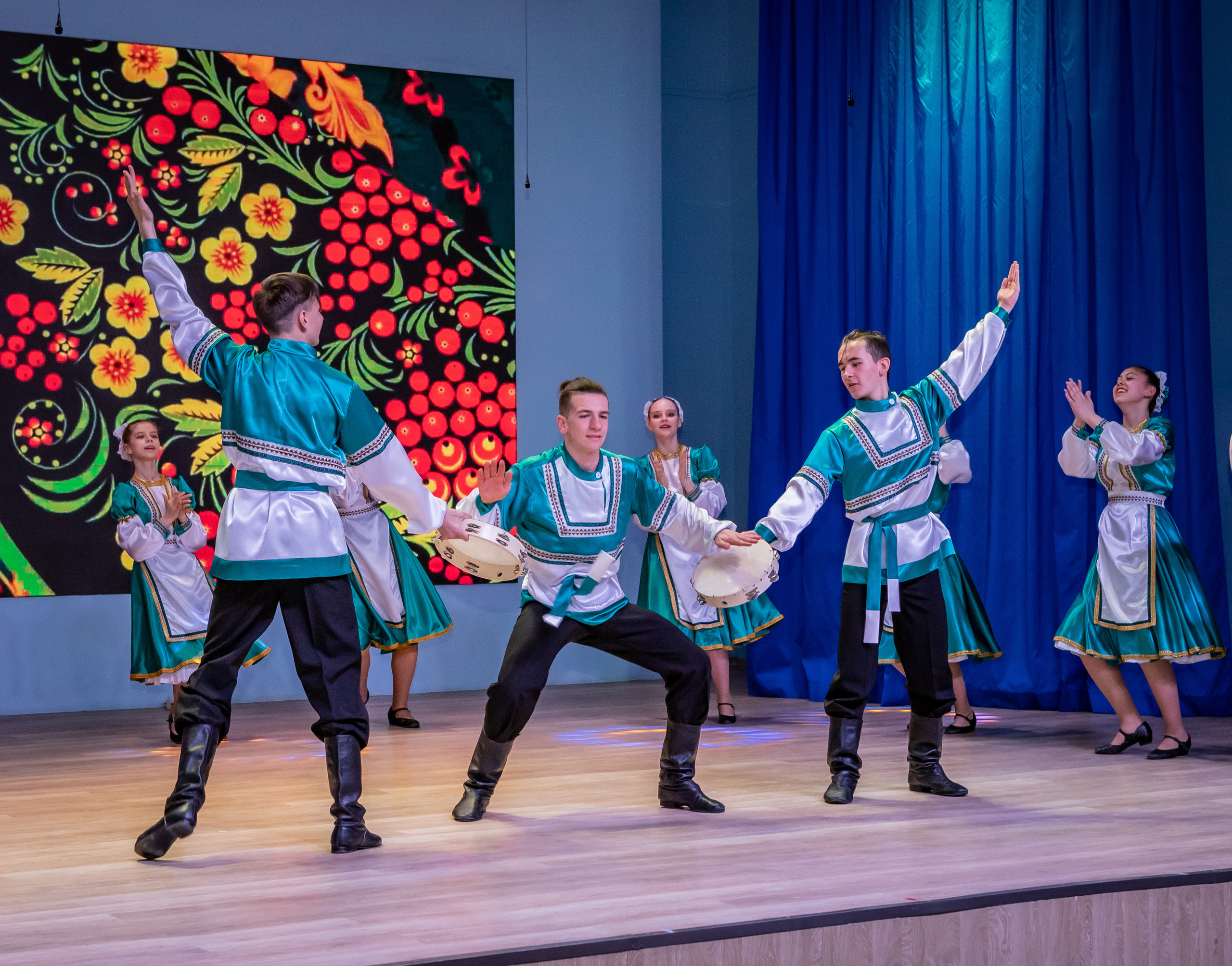 Ансамбль ВИКТОРИЯ. Инга Кузьминская ТОП-фотограф г. Корсаков