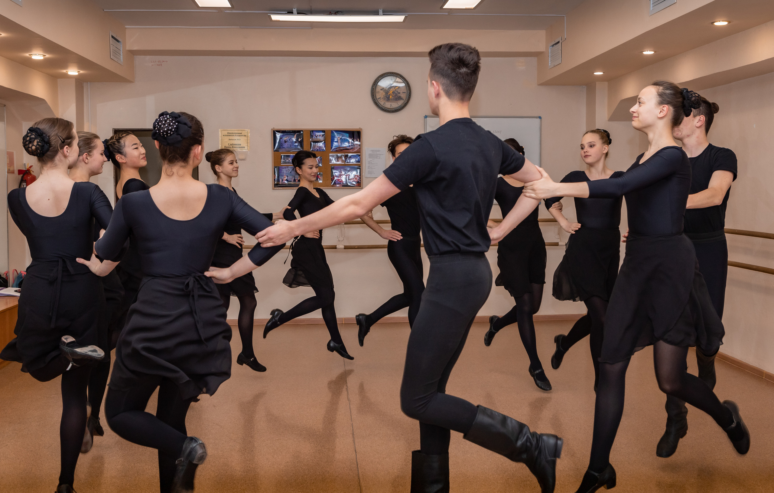 Ансамбль ВИКТОРИЯ. Инга Кузьминская ТОП-фотограф г. Корсаков