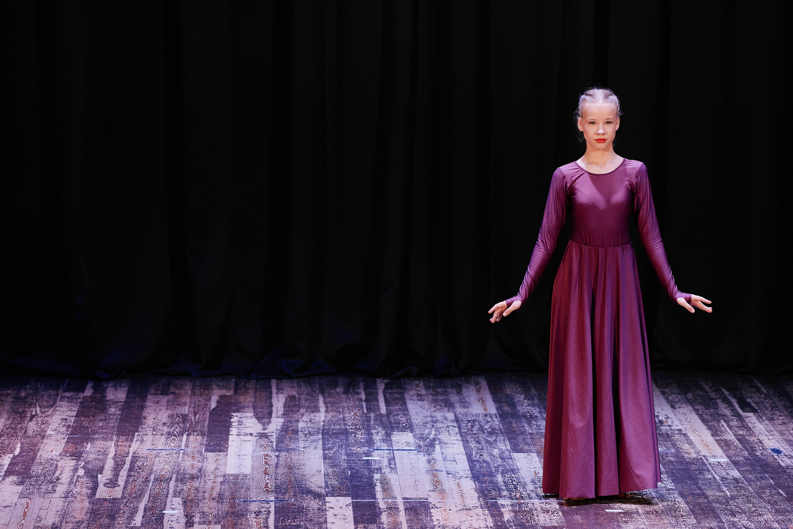 Концерт танцевальной студии Фиеста 08.06. Свадебный репортажный фотограф краснодар максим дремов дрёмов фотосессия студия цена