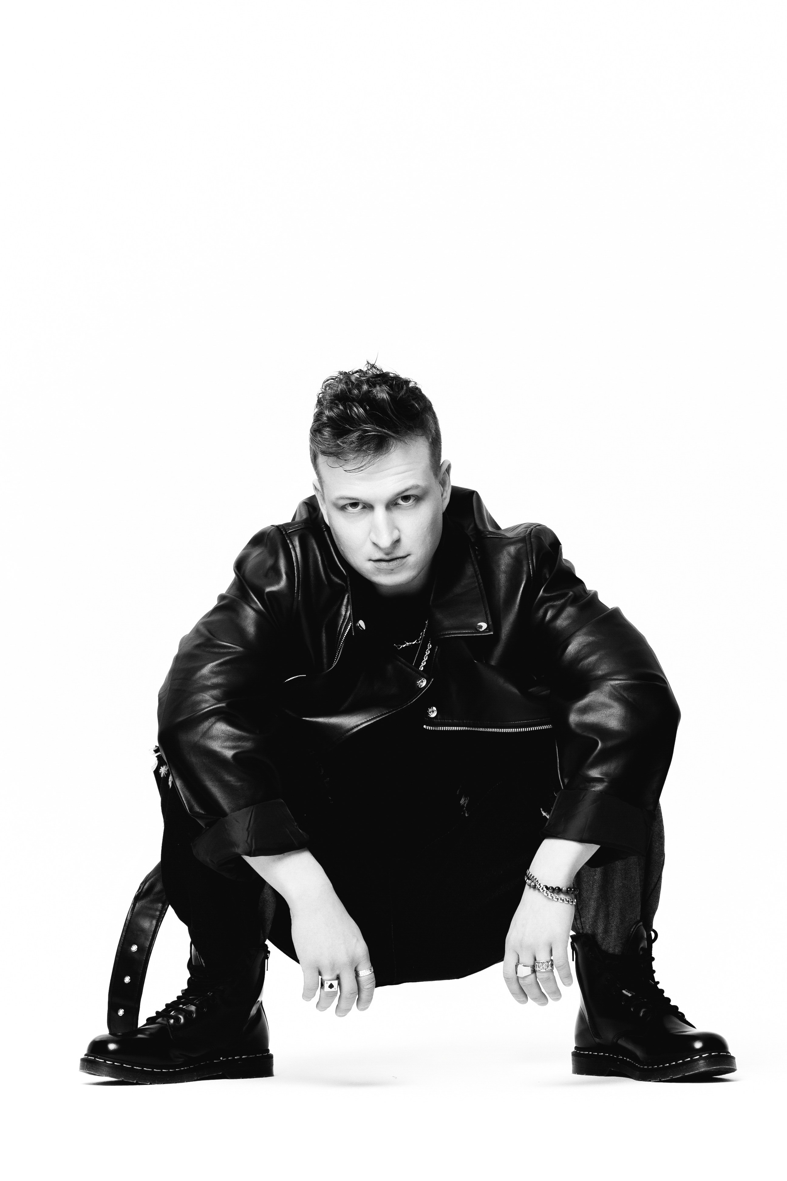 IOSTRA. Фотограф