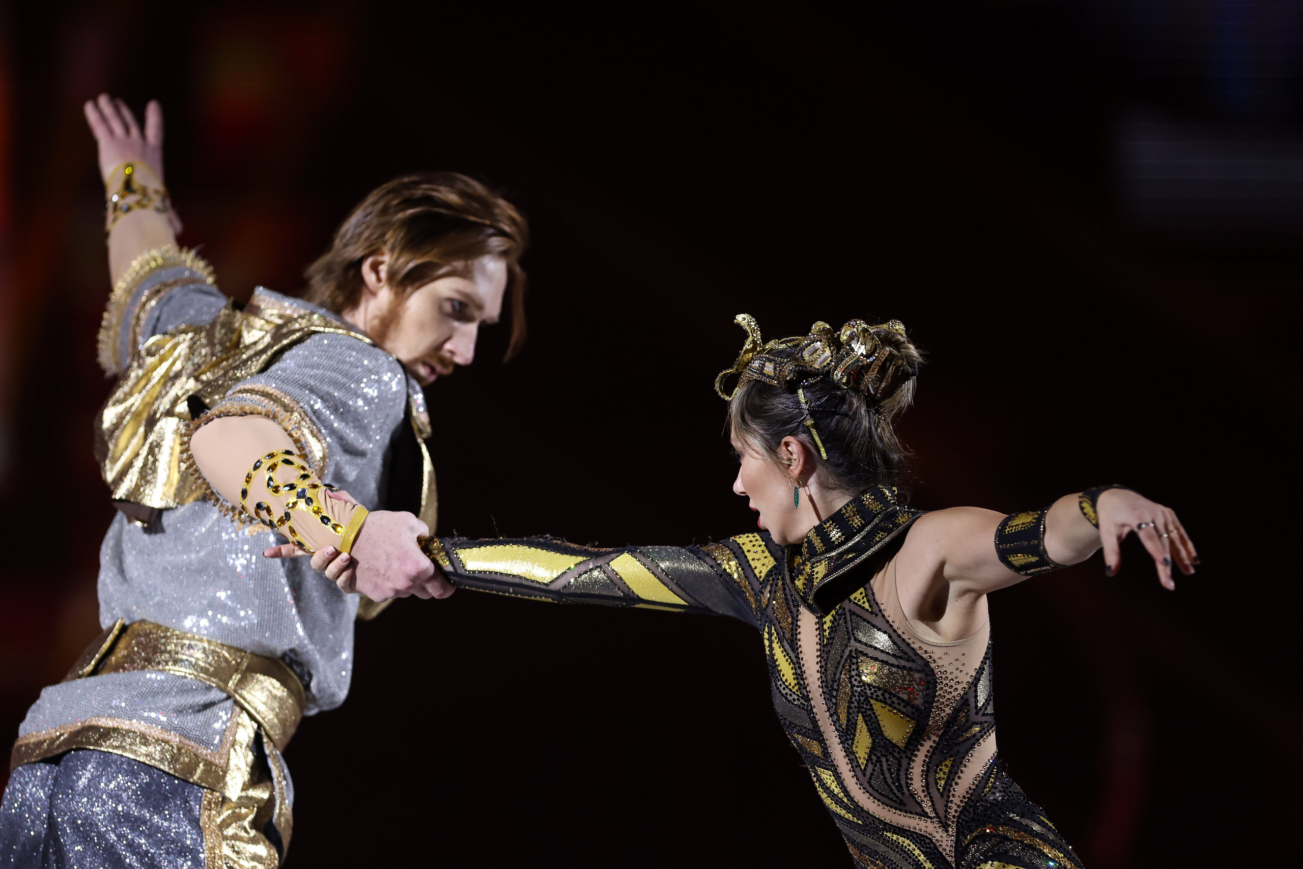 «История любви Шахеризады» шоу на льду 03.01.2024. Спортивный и репортажный фотограф Антон Тереханов