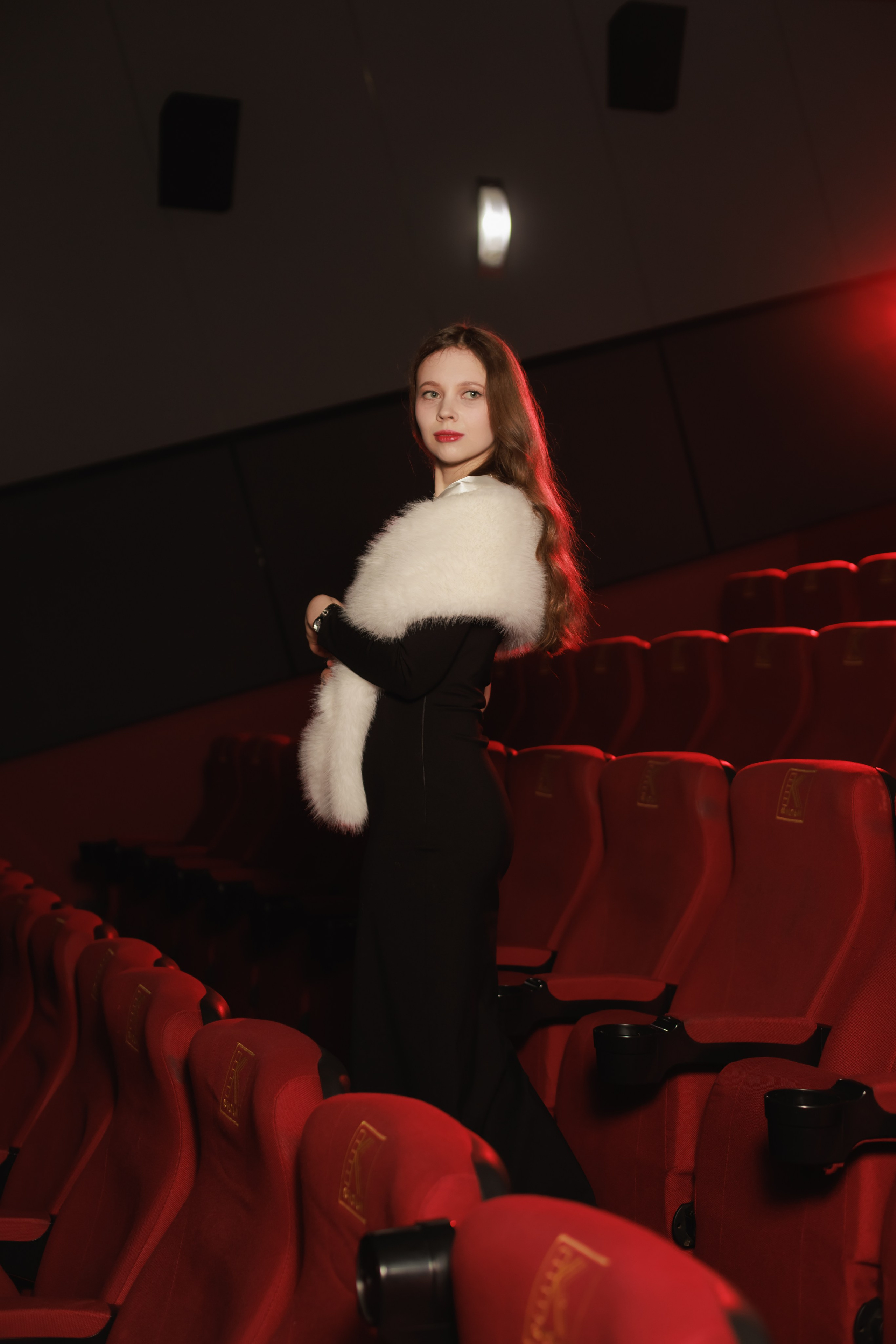 Ph: @aleksandr.spb.ru Md: @dnevzorova Org: @creative_photoday Cinema: @karo. Александр спб ру фотограф