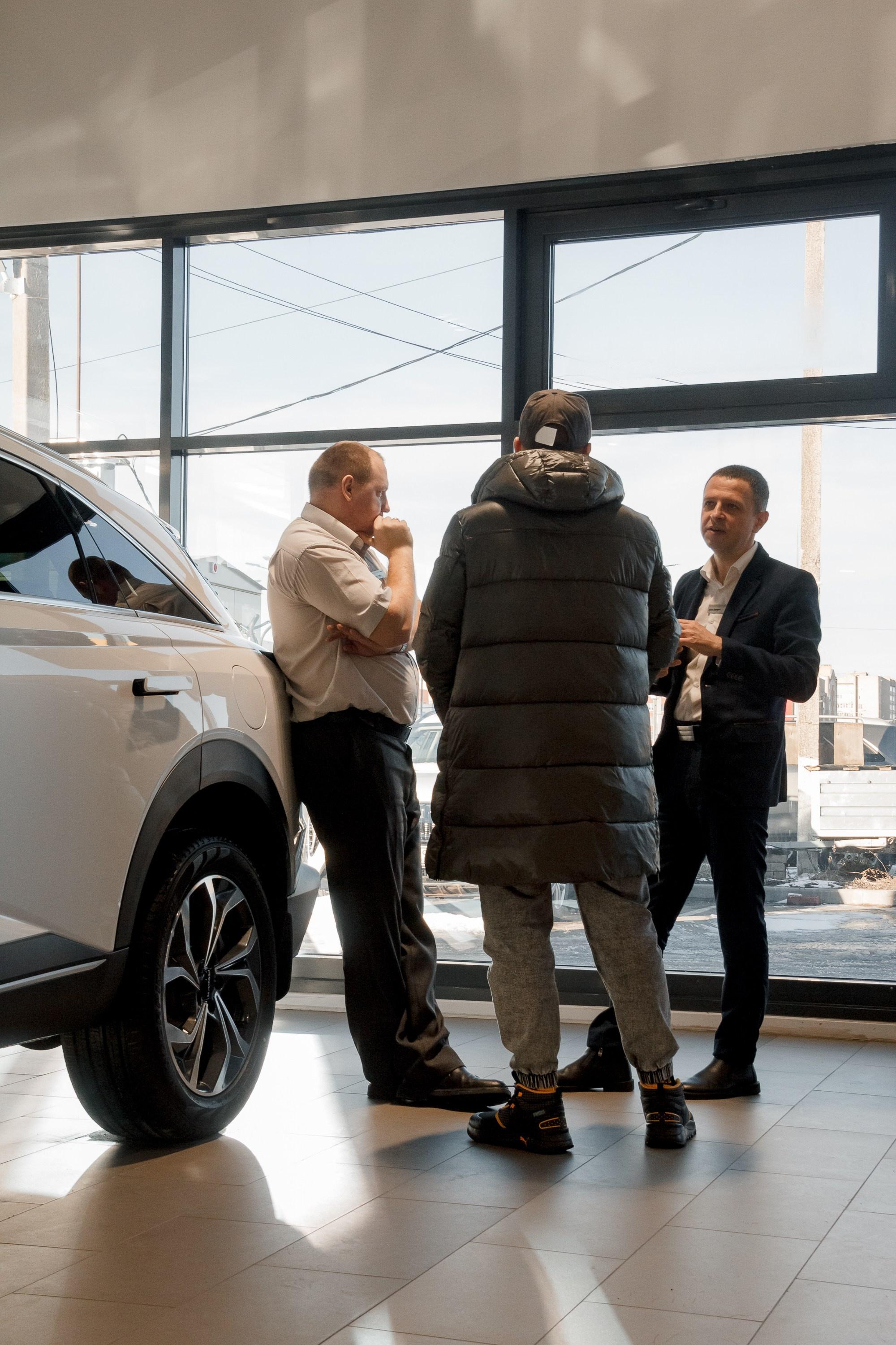 Съемка в автосалоне. Фотограф Великий Новгород Татьяна Чиглинцева