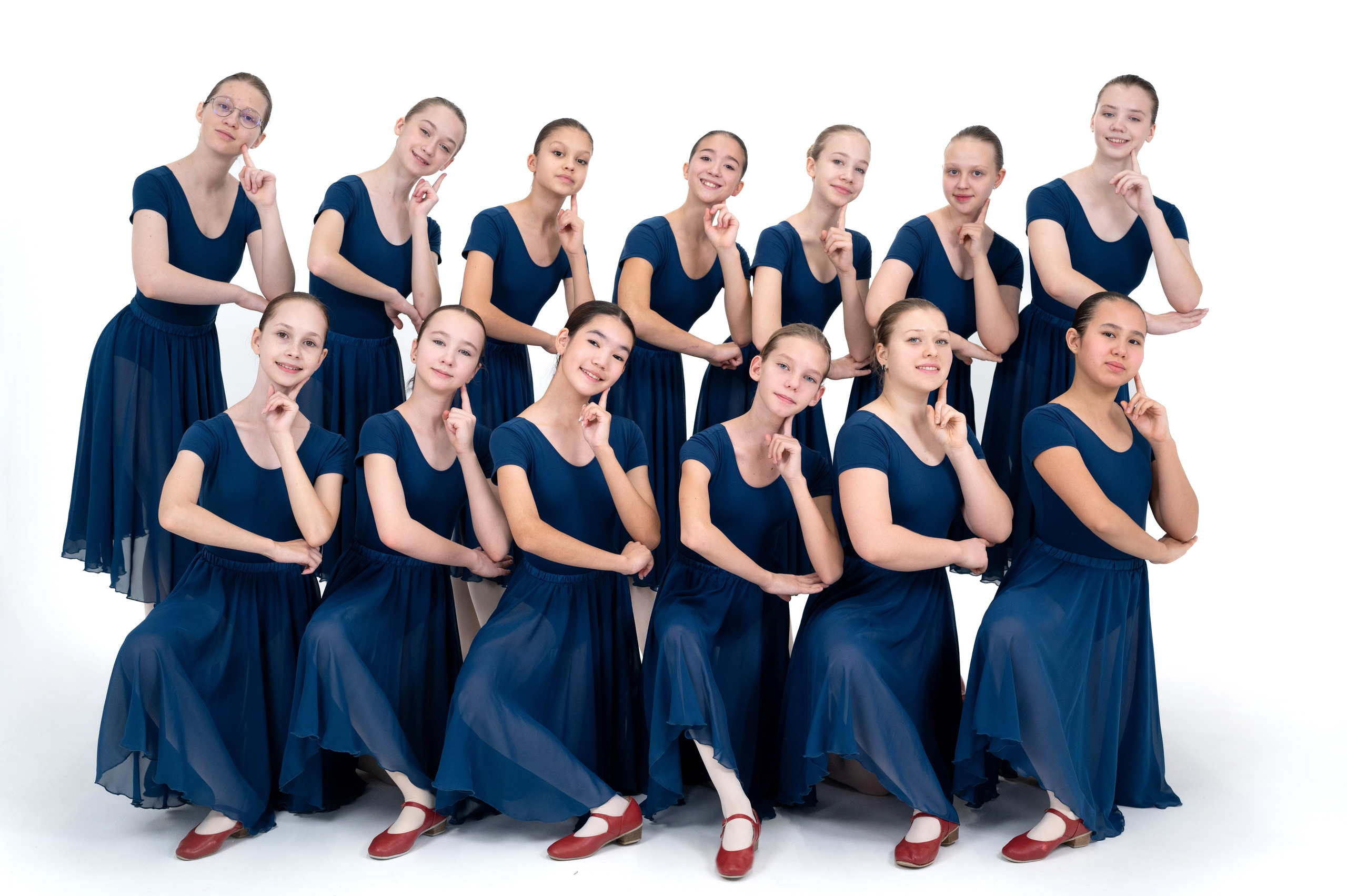 Выпускной альбом хореографичесского коллектива «Пилигрим». Фотограф новорожденных, семейный детский в Тюмени Татьяна Морозова