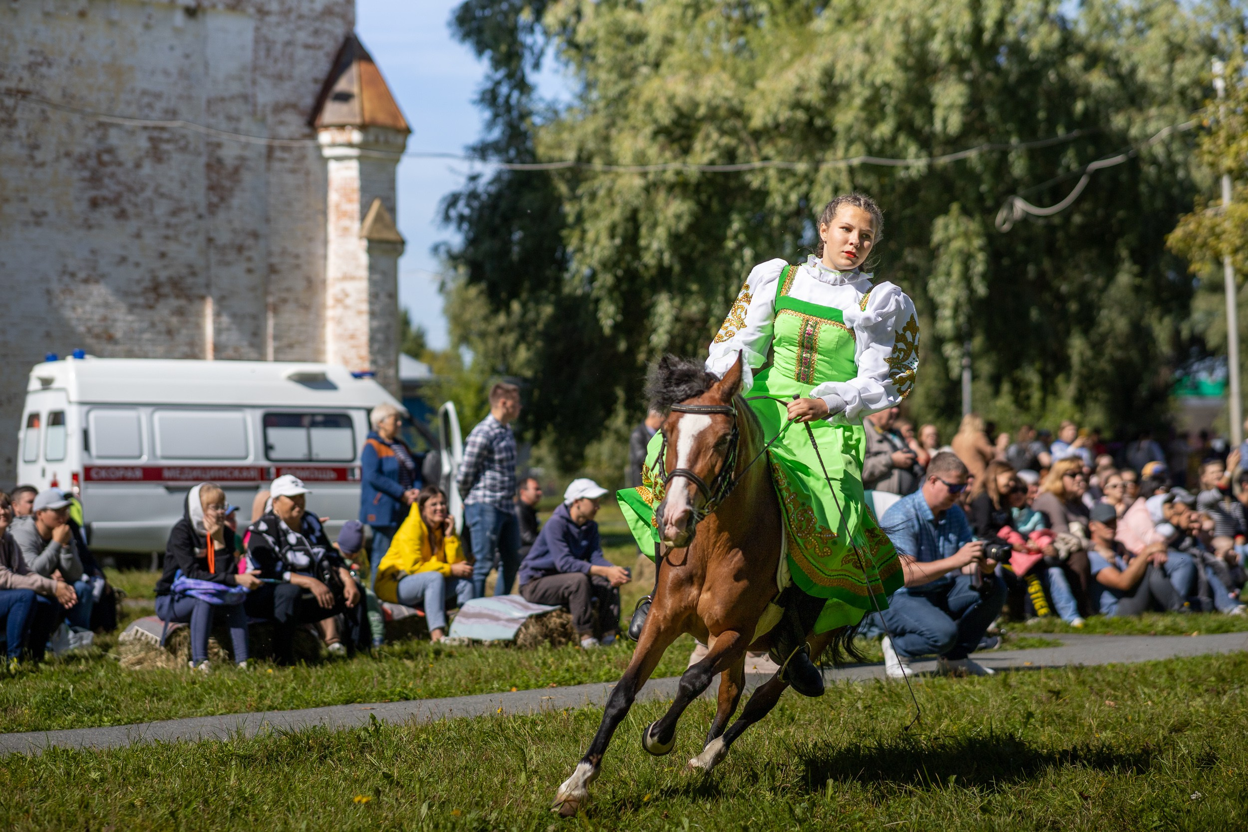 Фестиваль «Флора и Лавра». Фотосессии в Тобольске, школьный фотограф, репортажная съемка