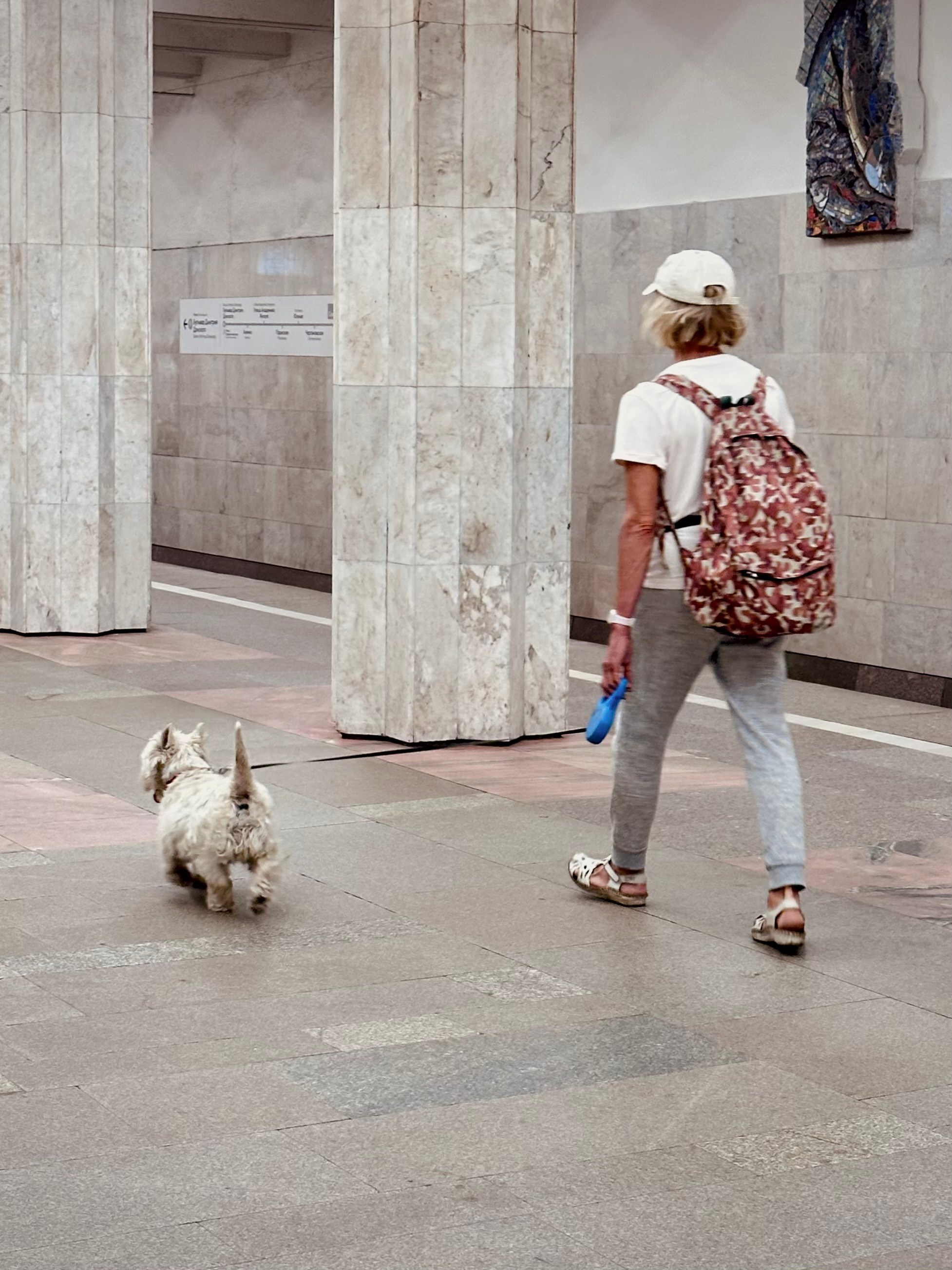 Стрит. Фотограф в Москве — Рина Серёгина — съёмка в студии и репортаж