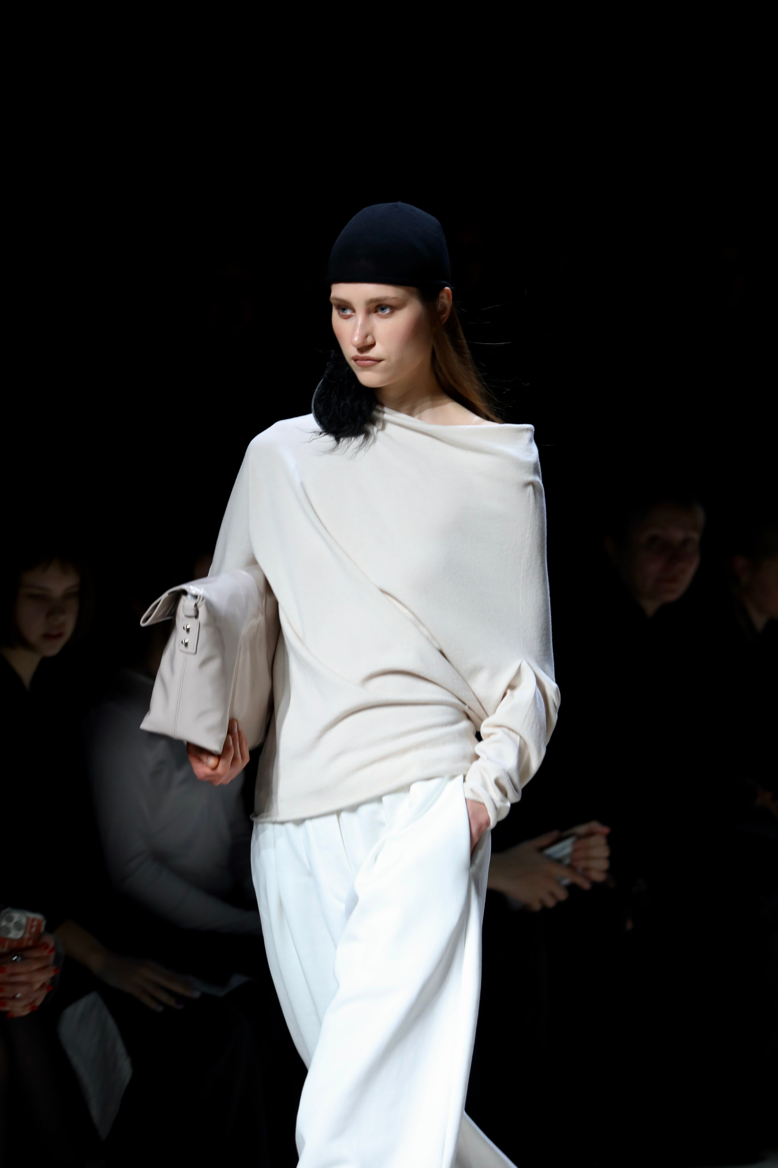 Коллекции Lesel (Москва): MFW 15 марта 2025 года. Фотосессии и репортаж — Фотограф в Москве — Рина Серёгина