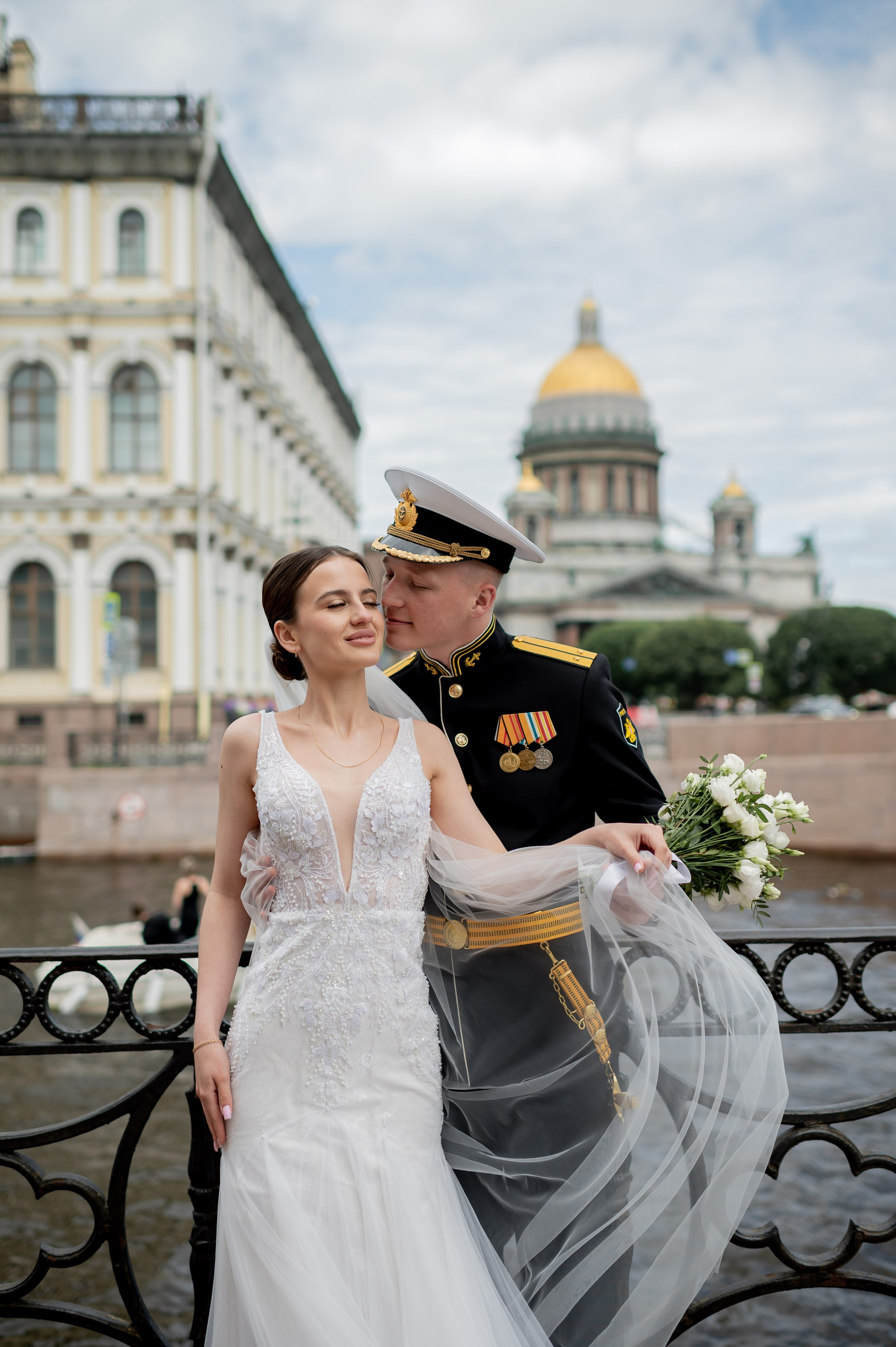 Елизавета и Максим (фотосессия у Дворца Штиглица, набережная Мойки и у Законодательного собрания). Портретный, семейный и свадебный фотограф в Санкт-Петербурге и в Пушкине Ширяев Денис