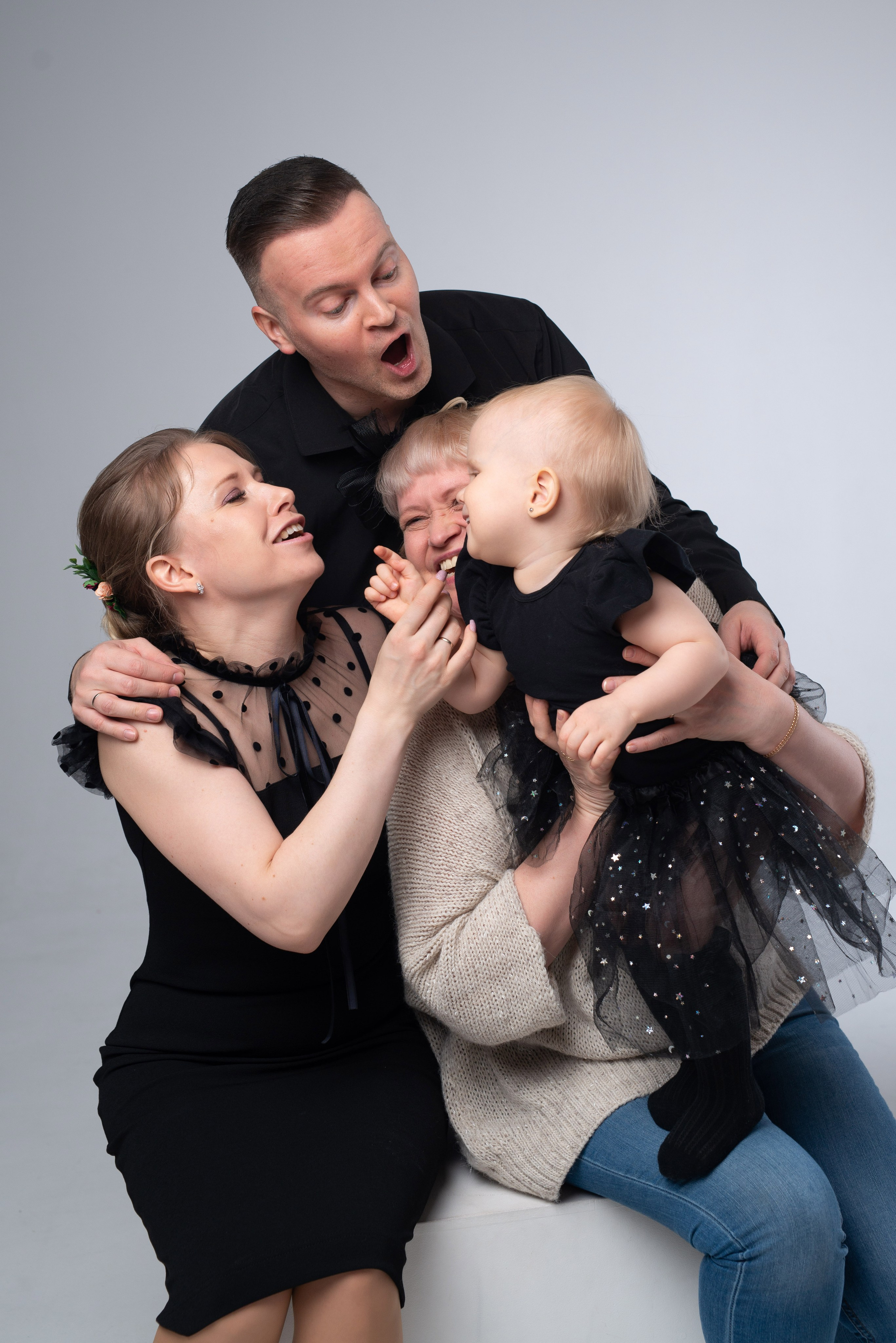 Ника, Наташа и Игорь. Портретный, семейный и свадебный фотограф в Санкт-Петербурге и в Пушкине Ширяев Денис