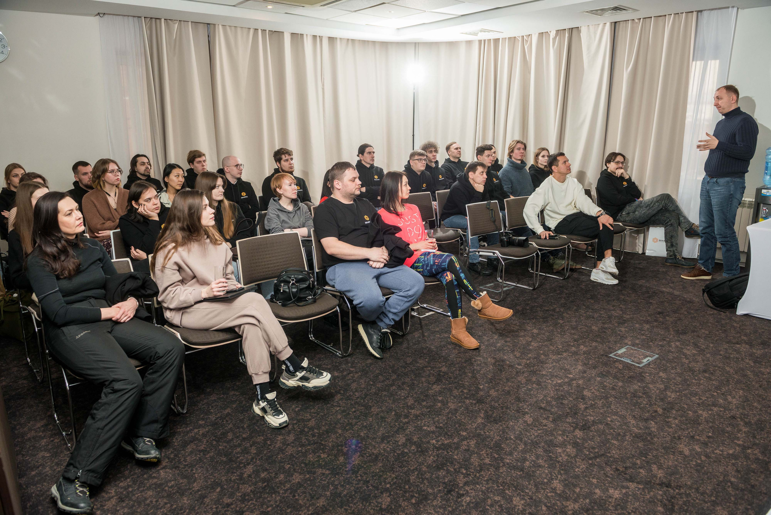 24.12.2021 Brandpol. Свадебный фотограф на Урале Виктор Соколов